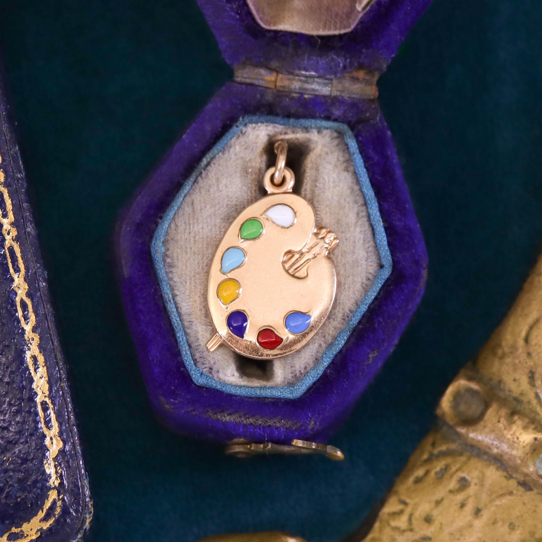 Vintage Painter's Palette Charm of 14k Gold in vendita 1