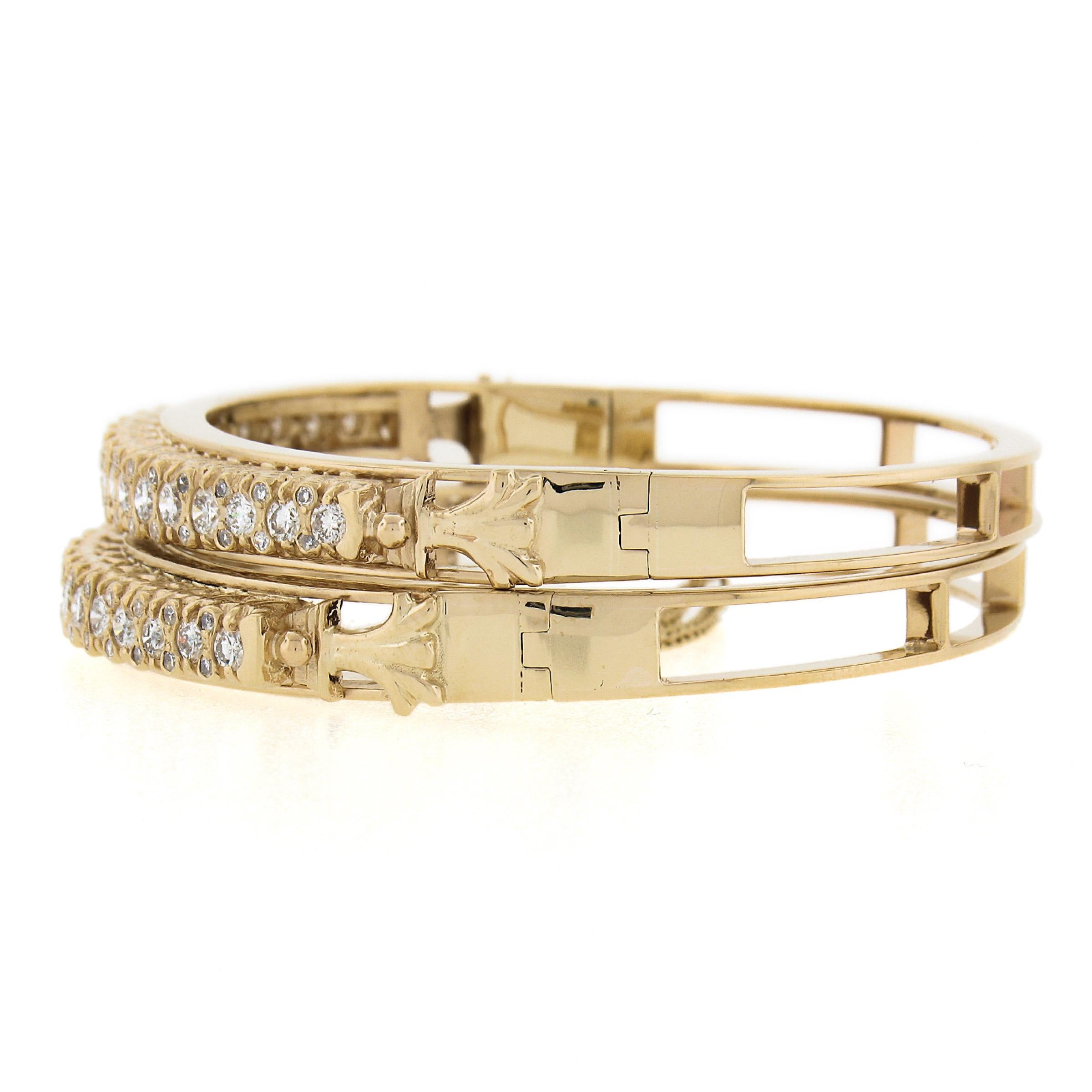 Women's Vintage Pair 14k Gold 5.08ct Fiery Diamond Stack Hinged Open Bangle Bracelet Set For Sale