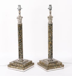 Paire de lampes de table vintage du XXe siècle, de 2ft, en métal argenté et agate, en forme de colonnes corinthiennes