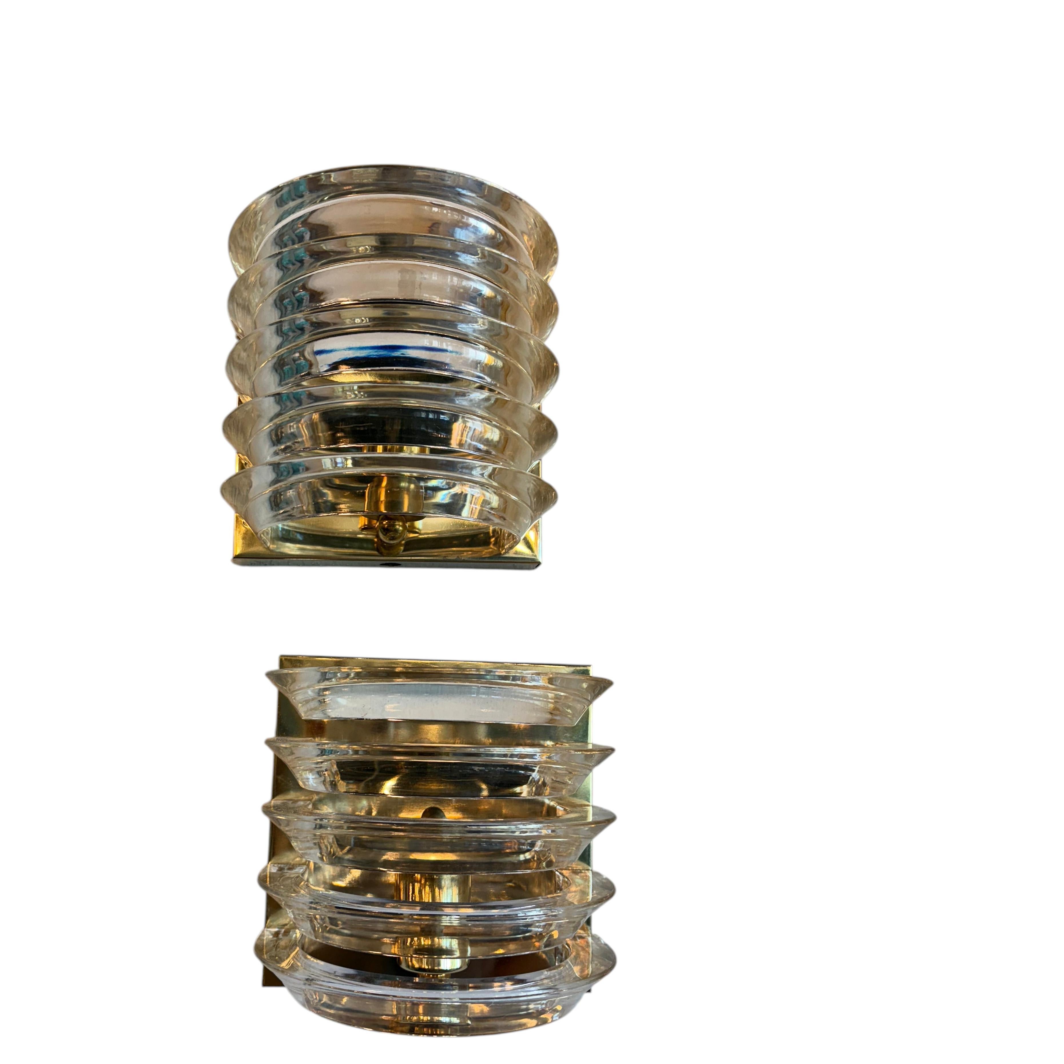 Vintage Pair Art Deco Wall Light Sconces Lucite Ribbon & Brass For Sale