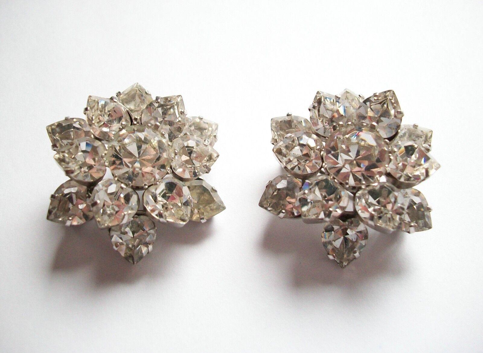 Romantic Vintage Pair Austrian Crystal Rhinestone Brooches, Unsigned, Mid-20th Century For Sale