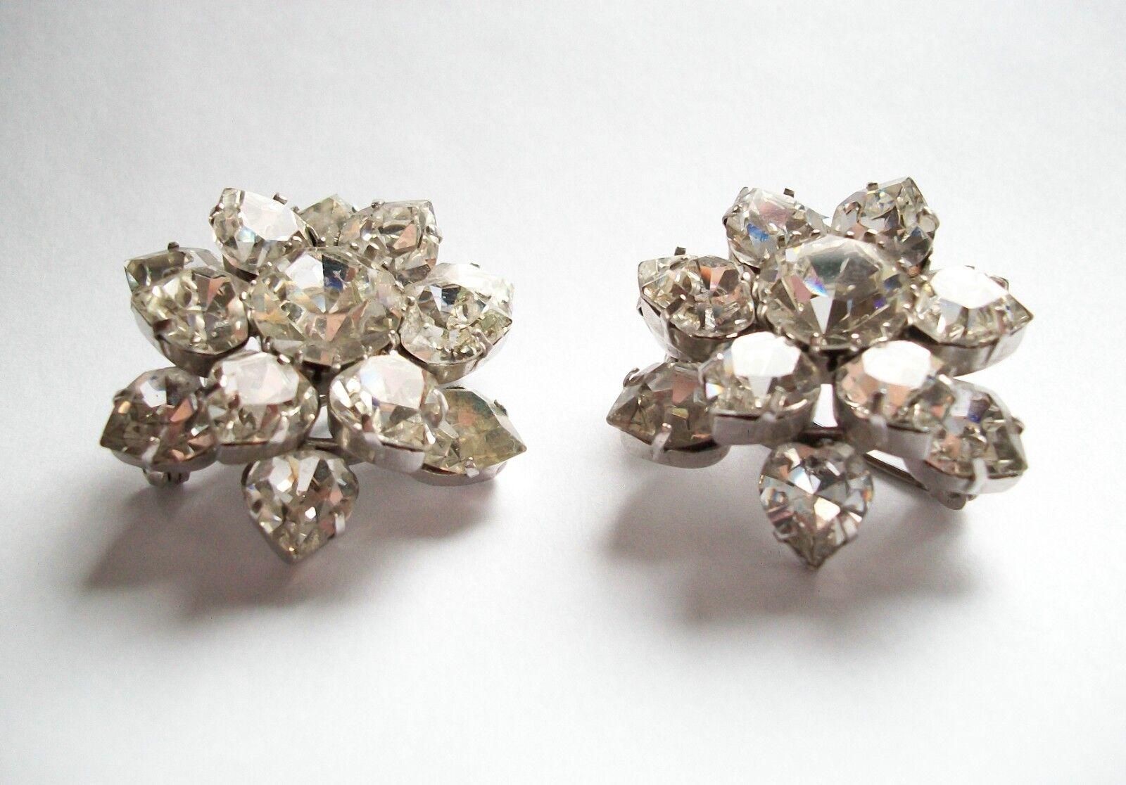 Women's Vintage Pair Austrian Crystal Rhinestone Brooches, Unsigned, Mid-20th Century For Sale