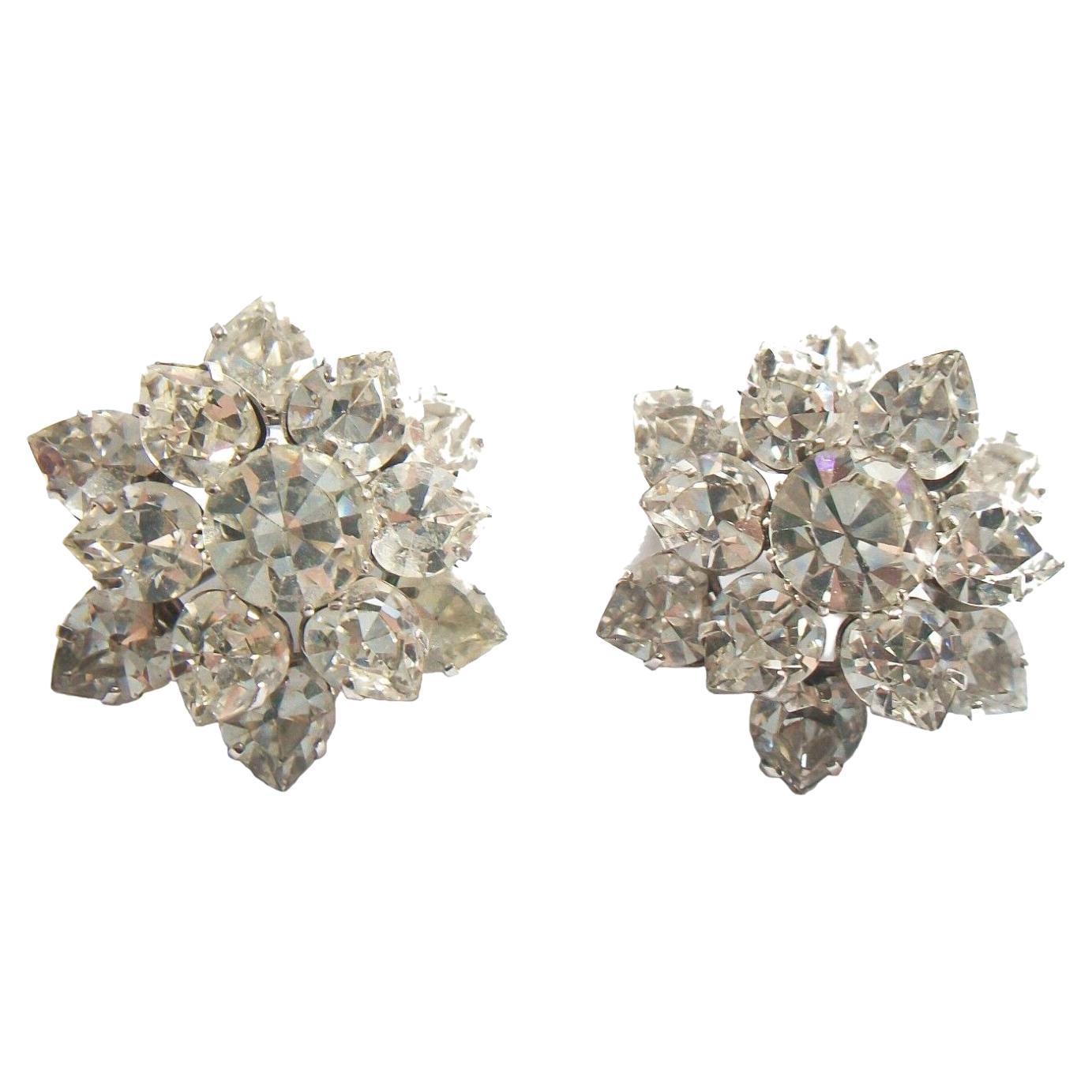 Vintage Pair Austrian Crystal Rhinestone Brooches, Unsigned, Mid-20th Century For Sale