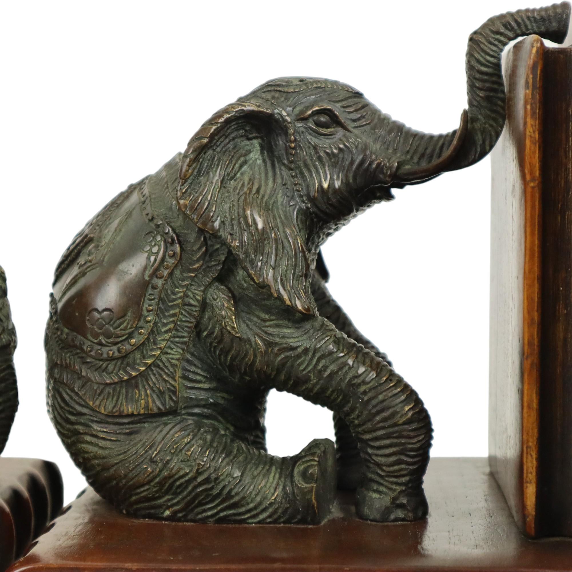 Vintage Pair Bookends Elephant Patinated Bronze Wood Leather For Sale 1