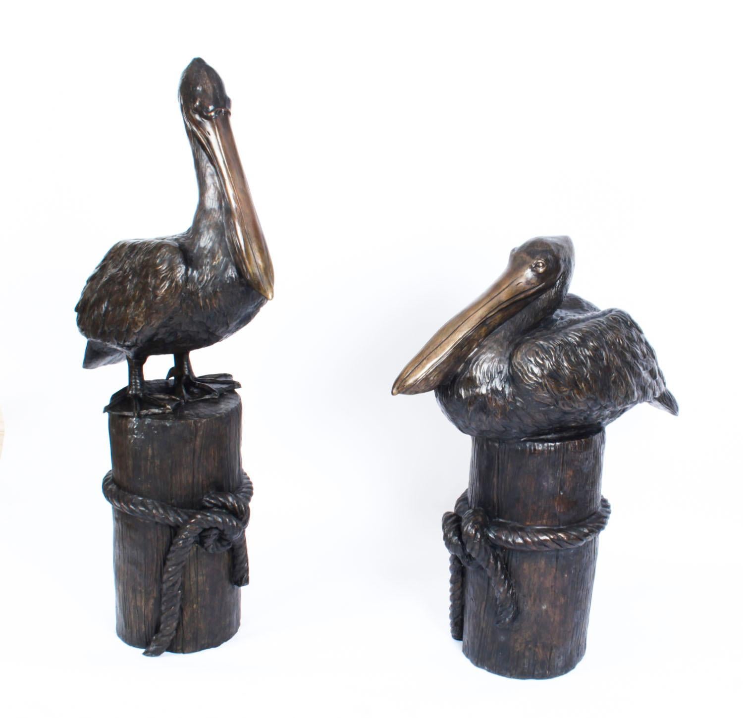Vintage Pair of Bronze Pelicans on Mooring Posts, Late 20th Century For Sale 12