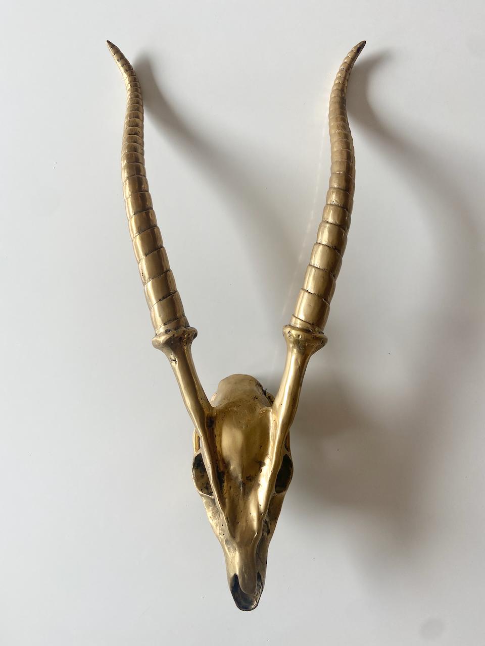 Coppia vintage di sculture in bronzo di animali Blesbok in vendita 2