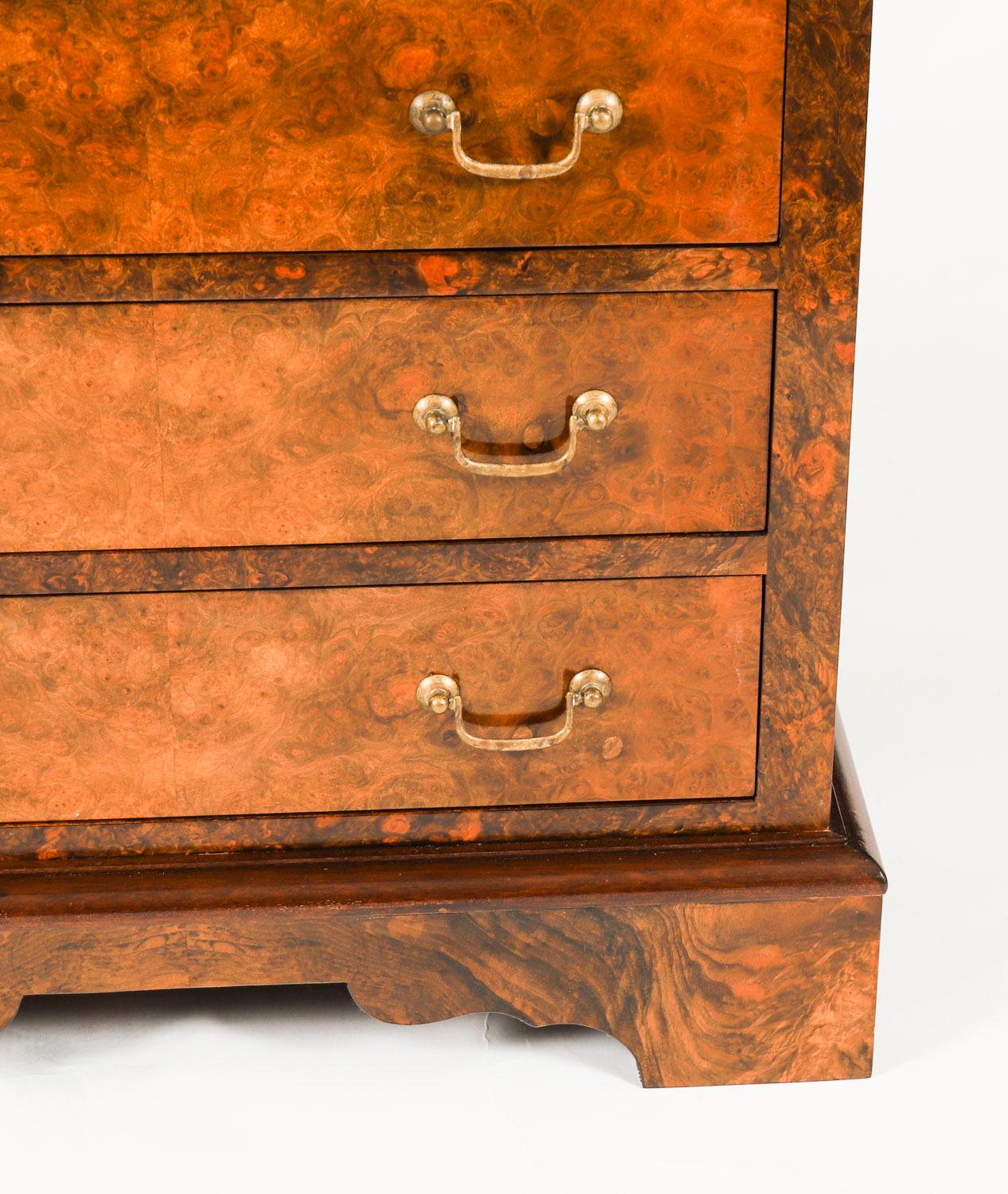 Vintage Pair Burr Walnut Bedside Chests Cabinets With Slides 20th Century For Sale 11