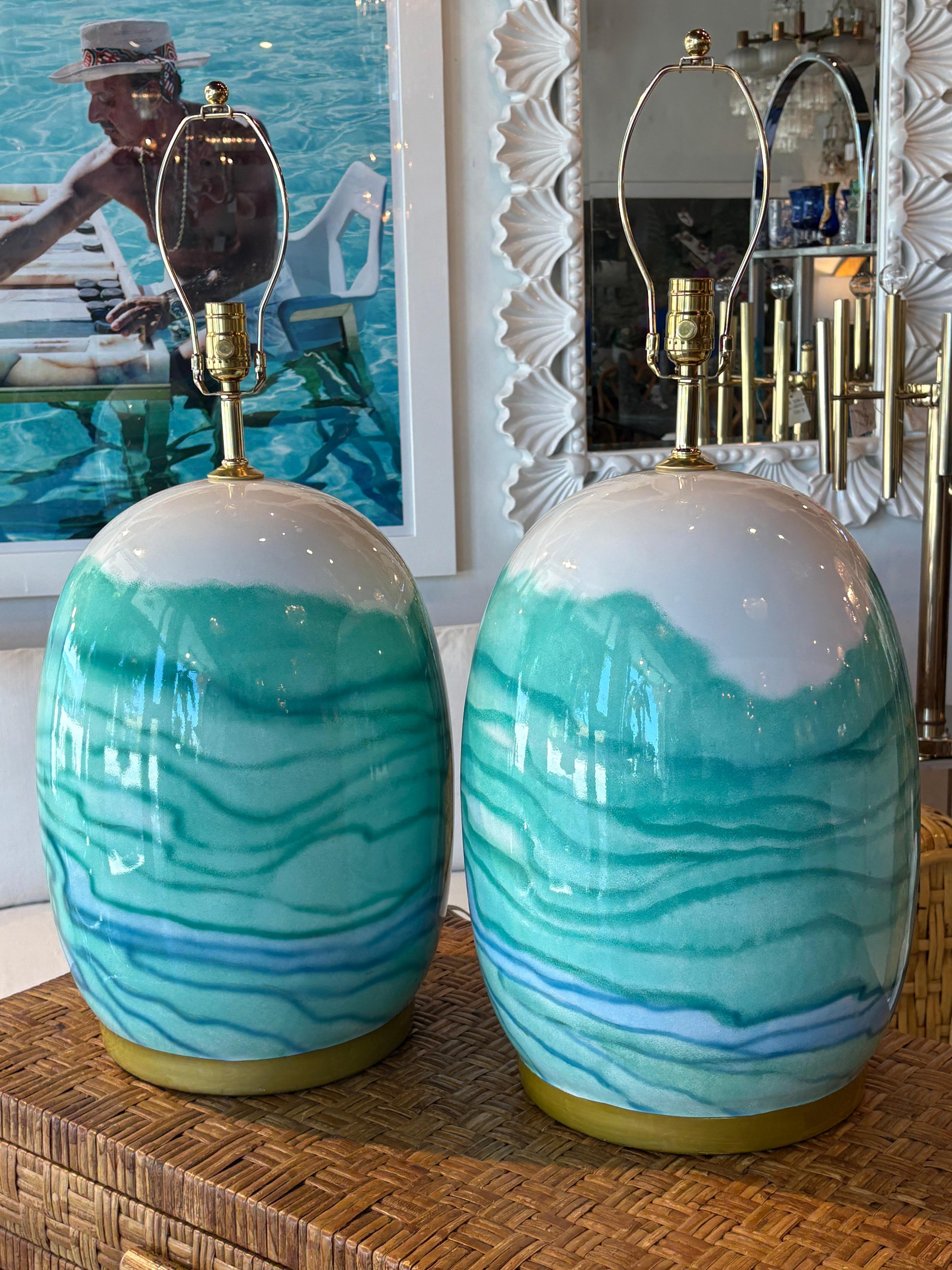 Vintage Pair Keramik Aquarell Blau Grün Modern Coastal Tischlampen Rewired im Angebot 5