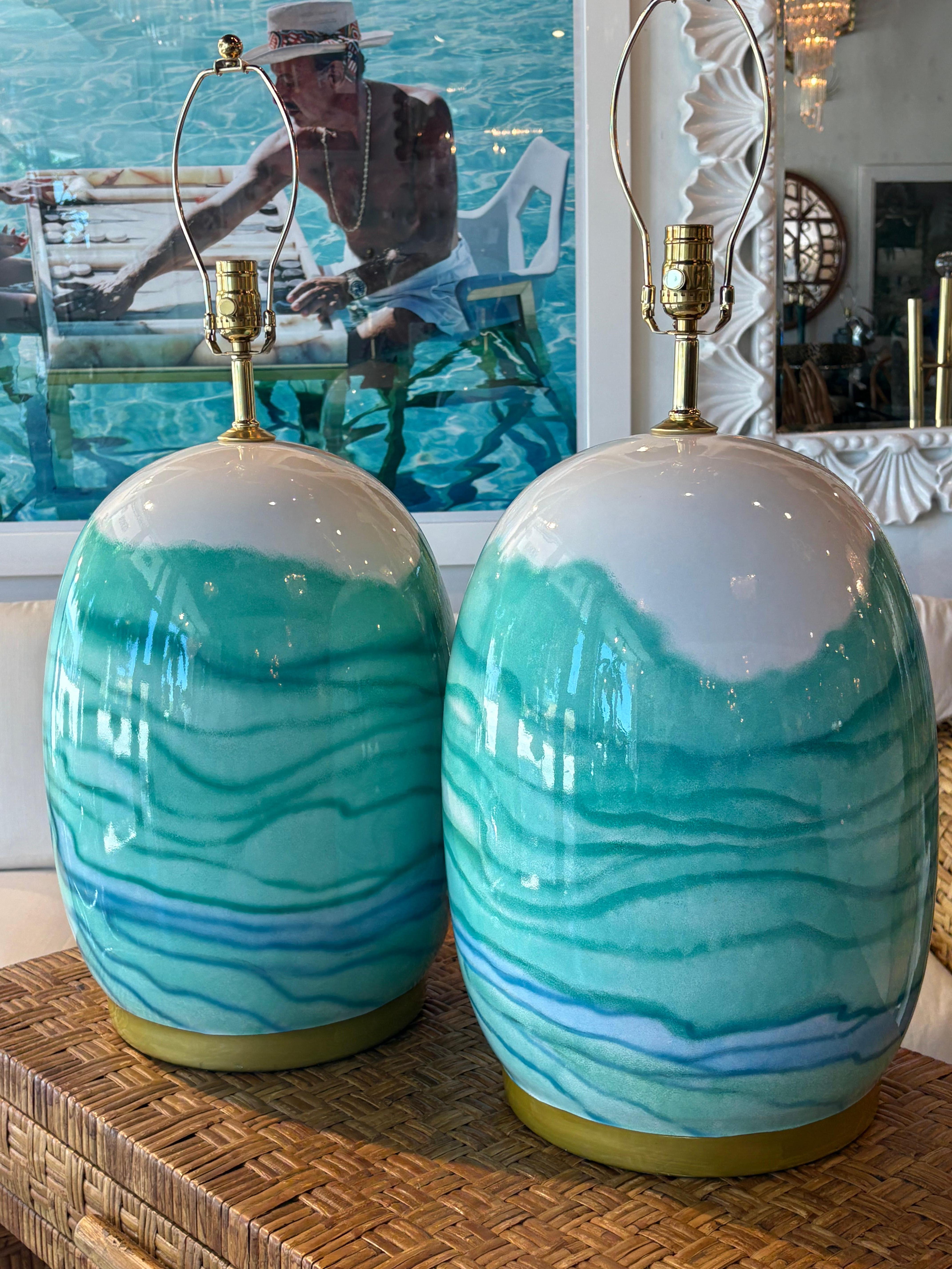 Vintage Pair Keramik Aquarell Blau Grün Modern Coastal Tischlampen Rewired im Angebot 2