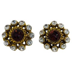  Paire de boucles d'oreilles Gripoix Chanel Paris