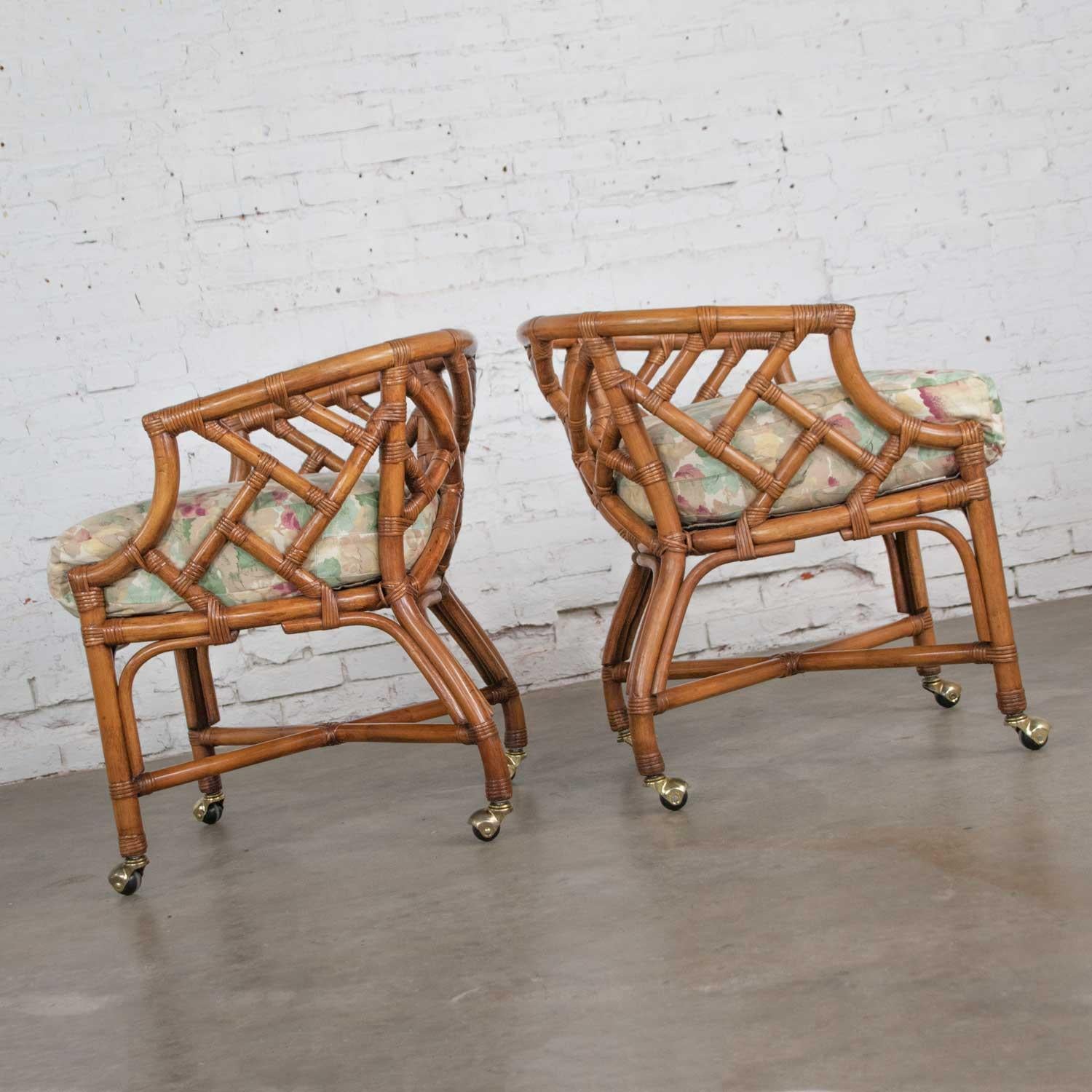 Vintage Pair Chinese Chippendale Rattan Rolling Accent Chairs Wicker Henry Link In Good Condition For Sale In Topeka, KS