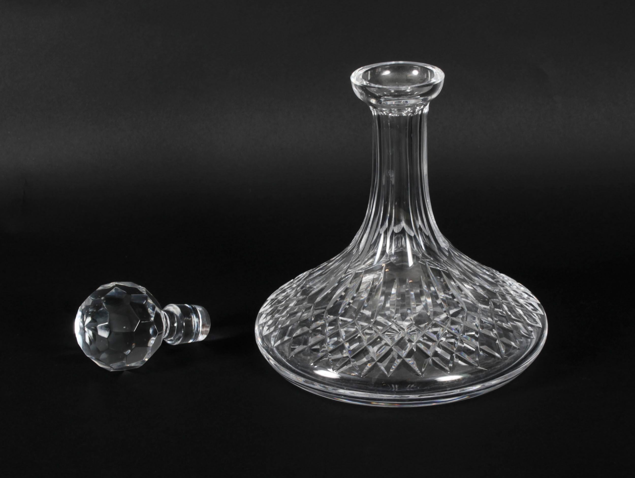 Vintage Pair cut glass ship's decanters 20th Century In Good Condition For Sale In London, GB