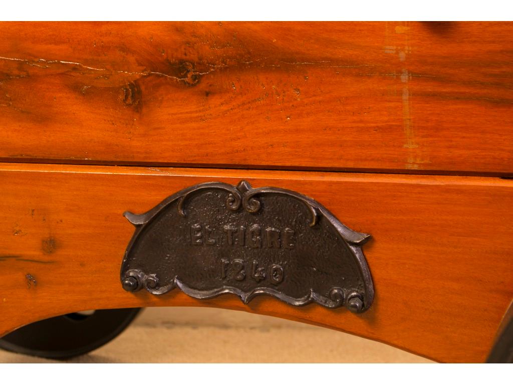 Par Decorativo Vintage Cañones de Artillería de Bronce de 6 pies Siglo XX en venta 8