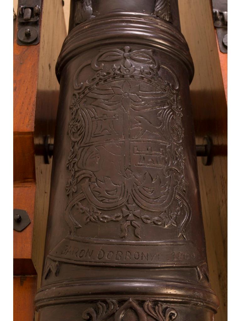 Par Decorativo Vintage Cañones de Artillería de Bronce de 6 pies Siglo XX en venta 12