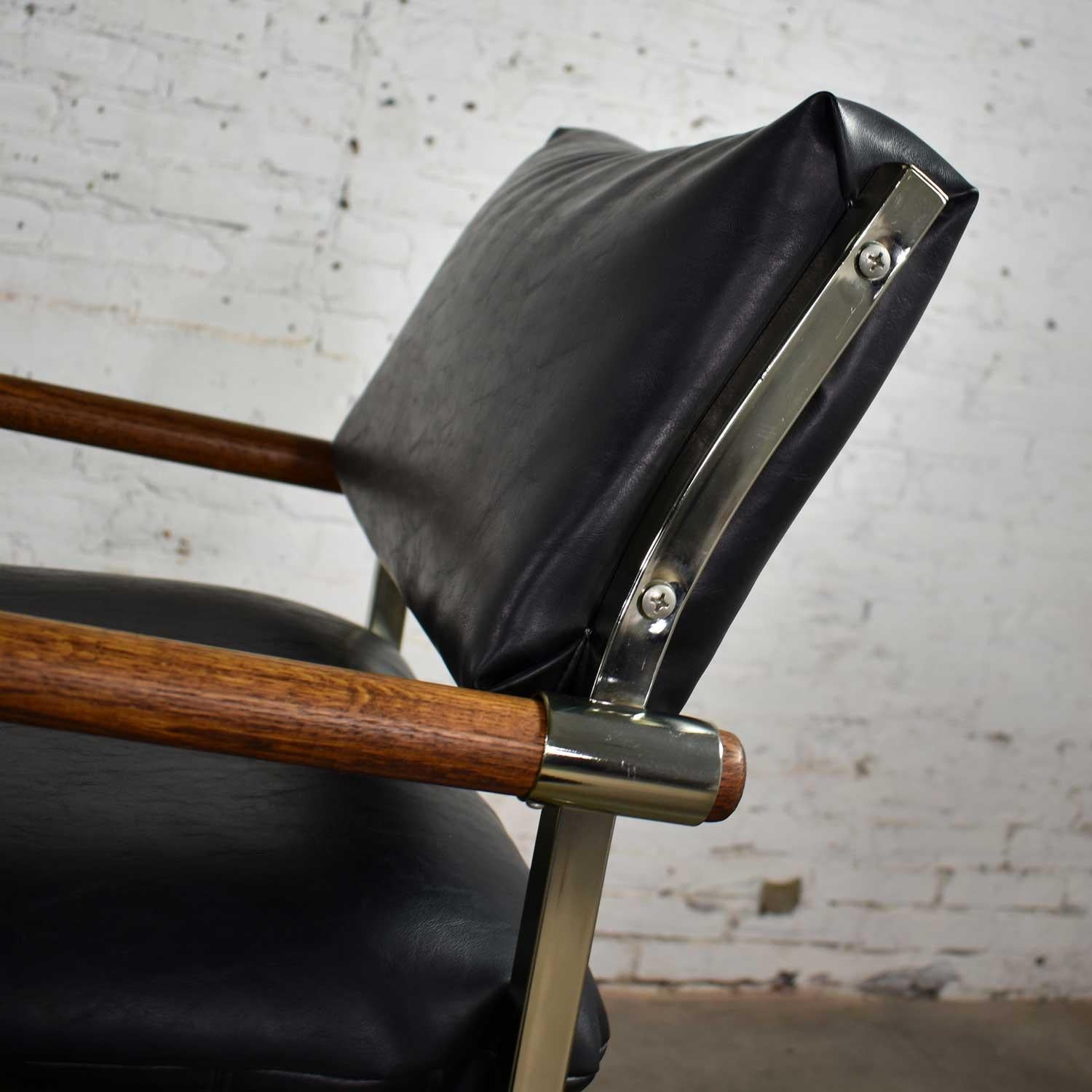 Vintage Pair of Directors Chair Style Bar Stools Brass Plate Oak and Black Vinyl 5