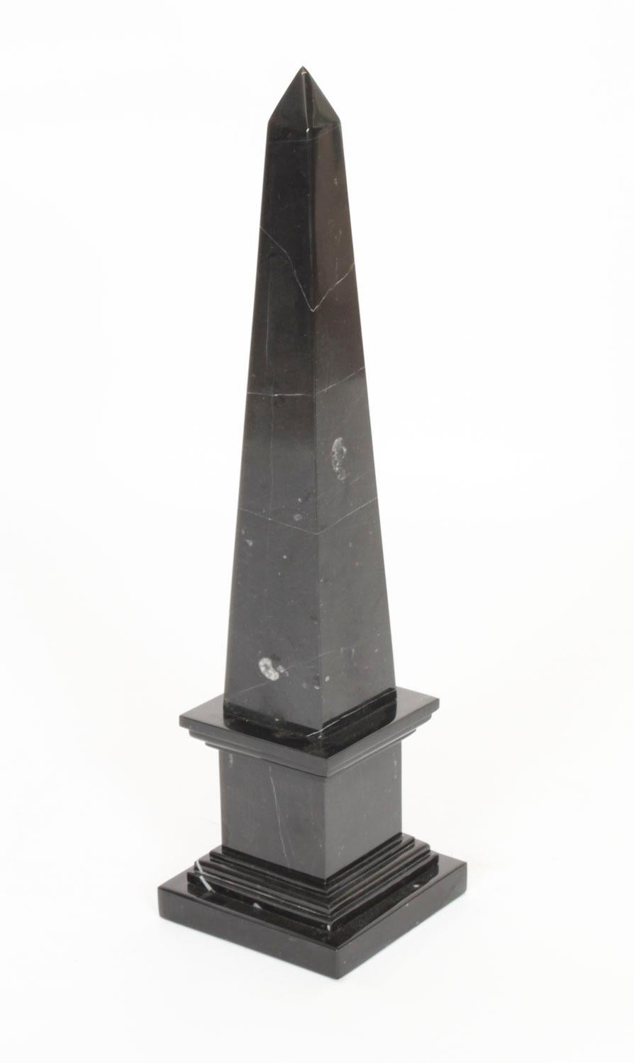 Vintage Pair Empire Revival Black Marble Obelisks 20th Century For Sale 6