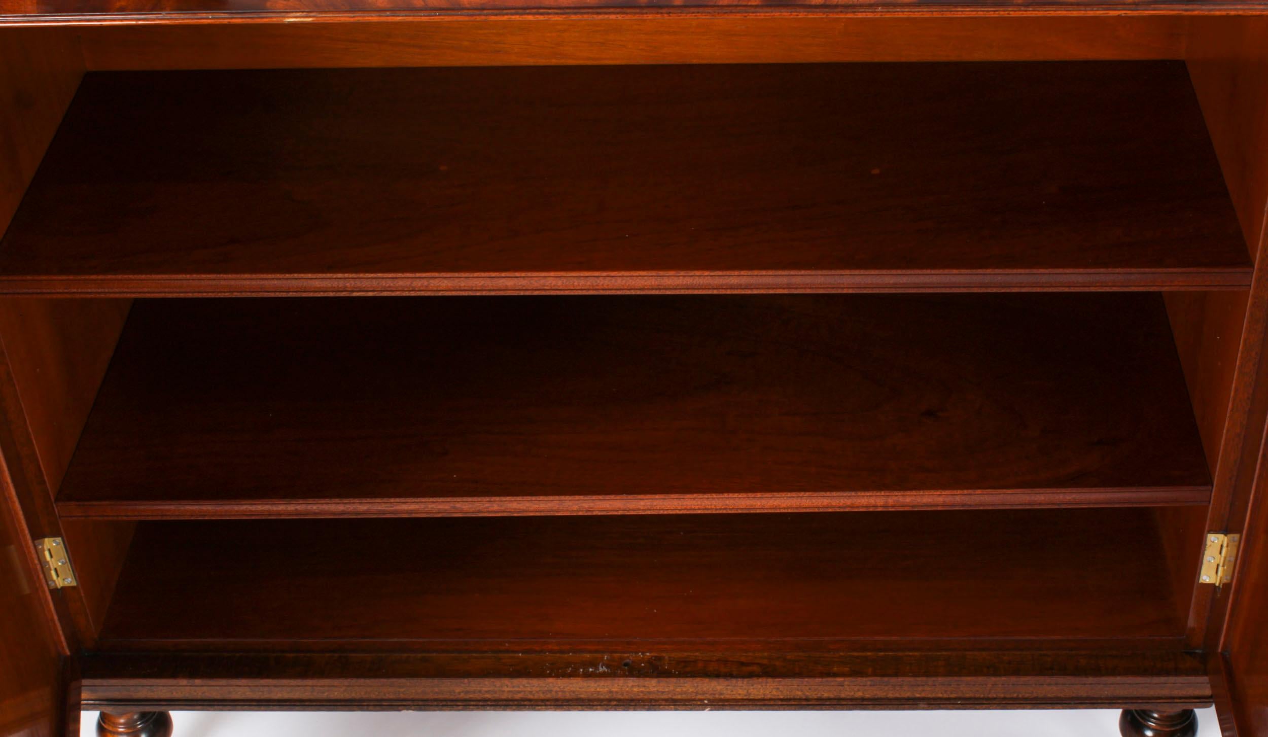 Vintage Pair Flame Mahogany Side Cabinets by William Tillman Late 20th Century For Sale 7
