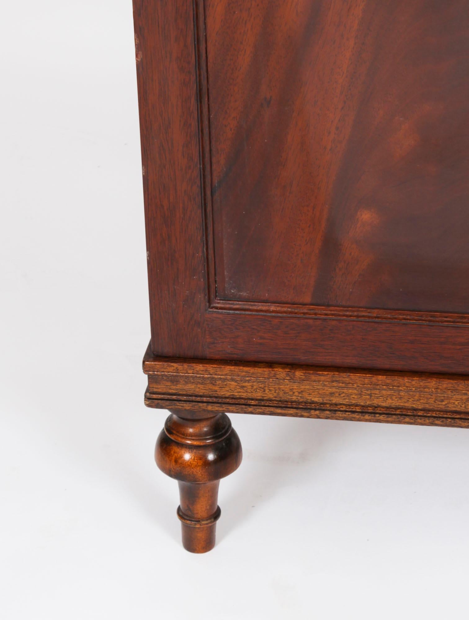 Vintage Pair Flame Mahogany Side Cabinets by William Tillman Late 20th Century For Sale 10