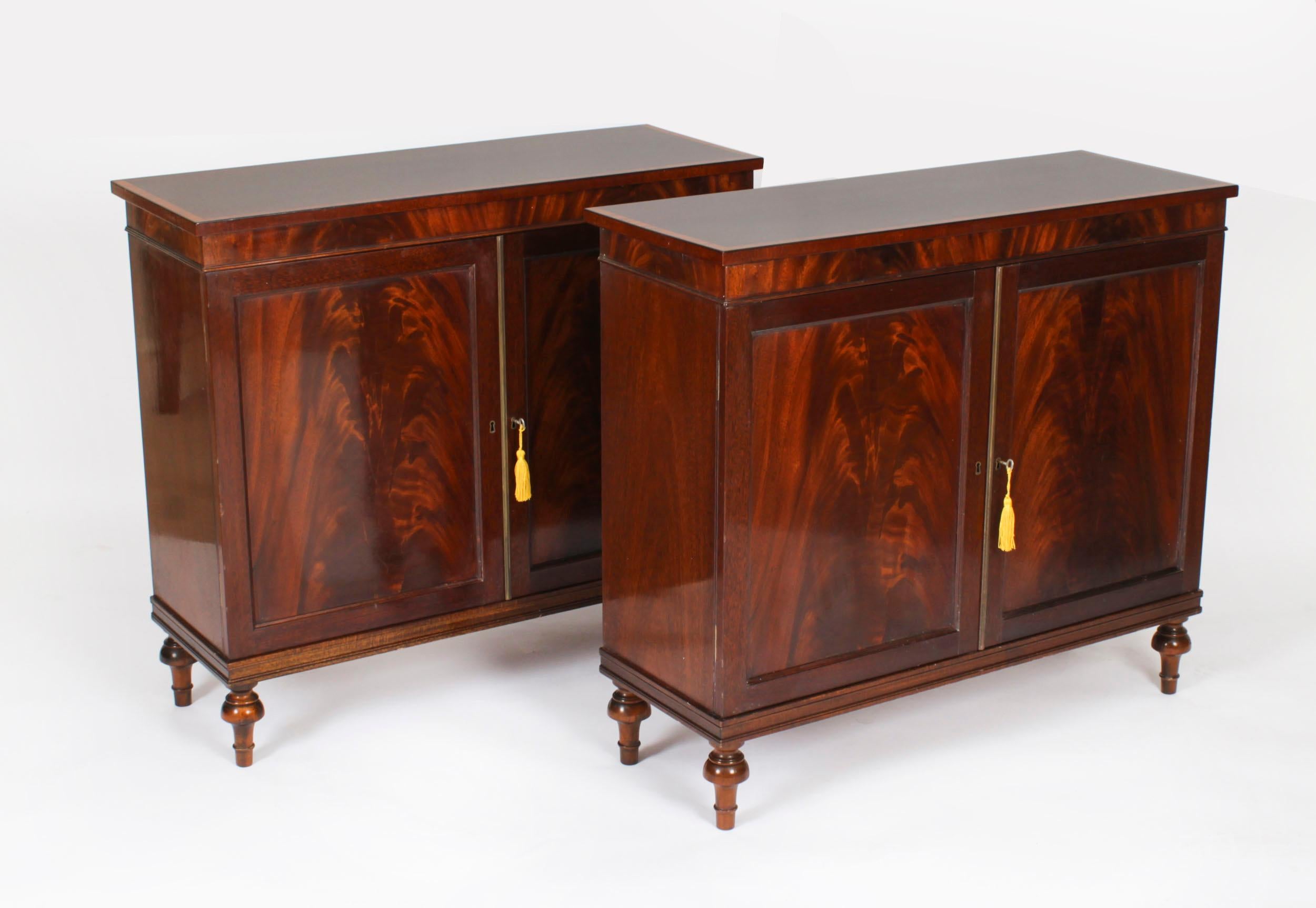 Vintage Pair Flame Mahogany Side Cabinets by William Tillman Late 20th Century For Sale 14