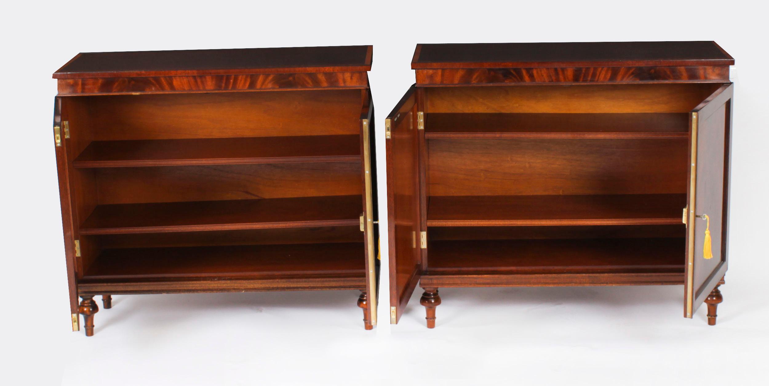 Vintage Pair Flame Mahogany Side Cabinets by William Tillman Late 20th Century For Sale 3