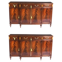 Paire de buffets vintage en acajou flamboyant de William Tillman, 20ème siècle
