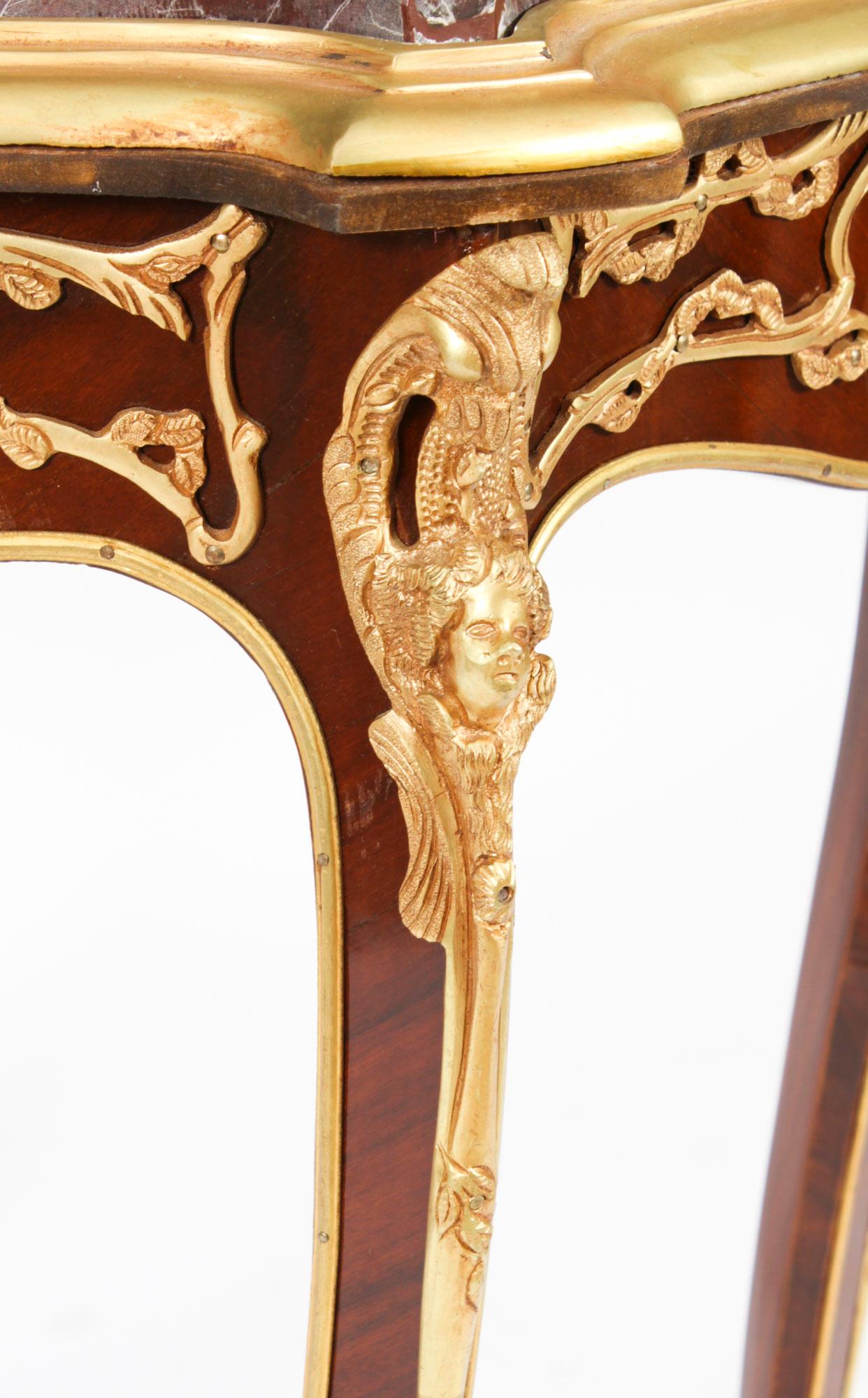 Vieille paire de tables d'appoint Louis Revival en marbre et Ormolu 20ème siècle en vente 3