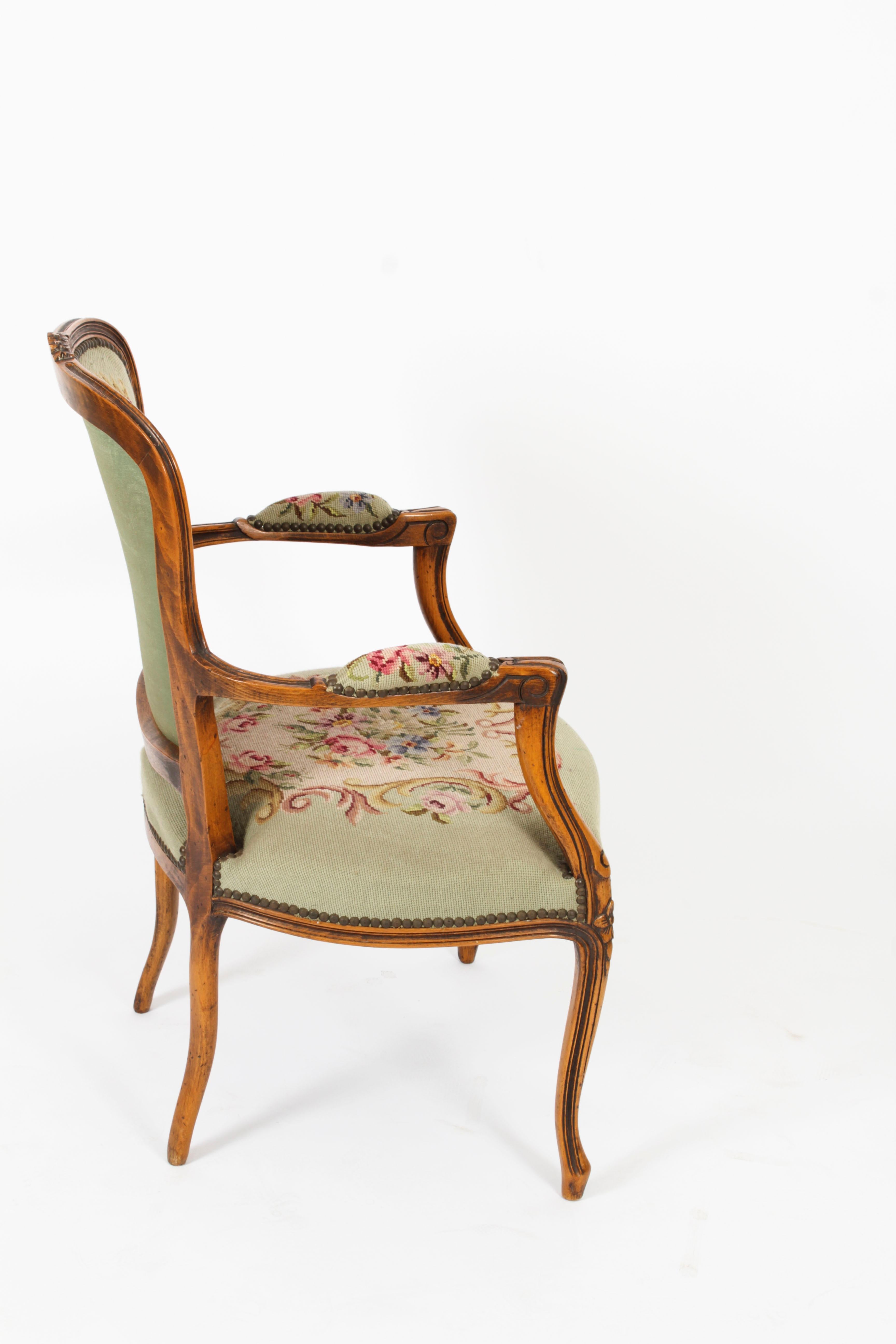 Vintage Pair Französisch Louis XV Revival Sessel Mitte des 20. 11