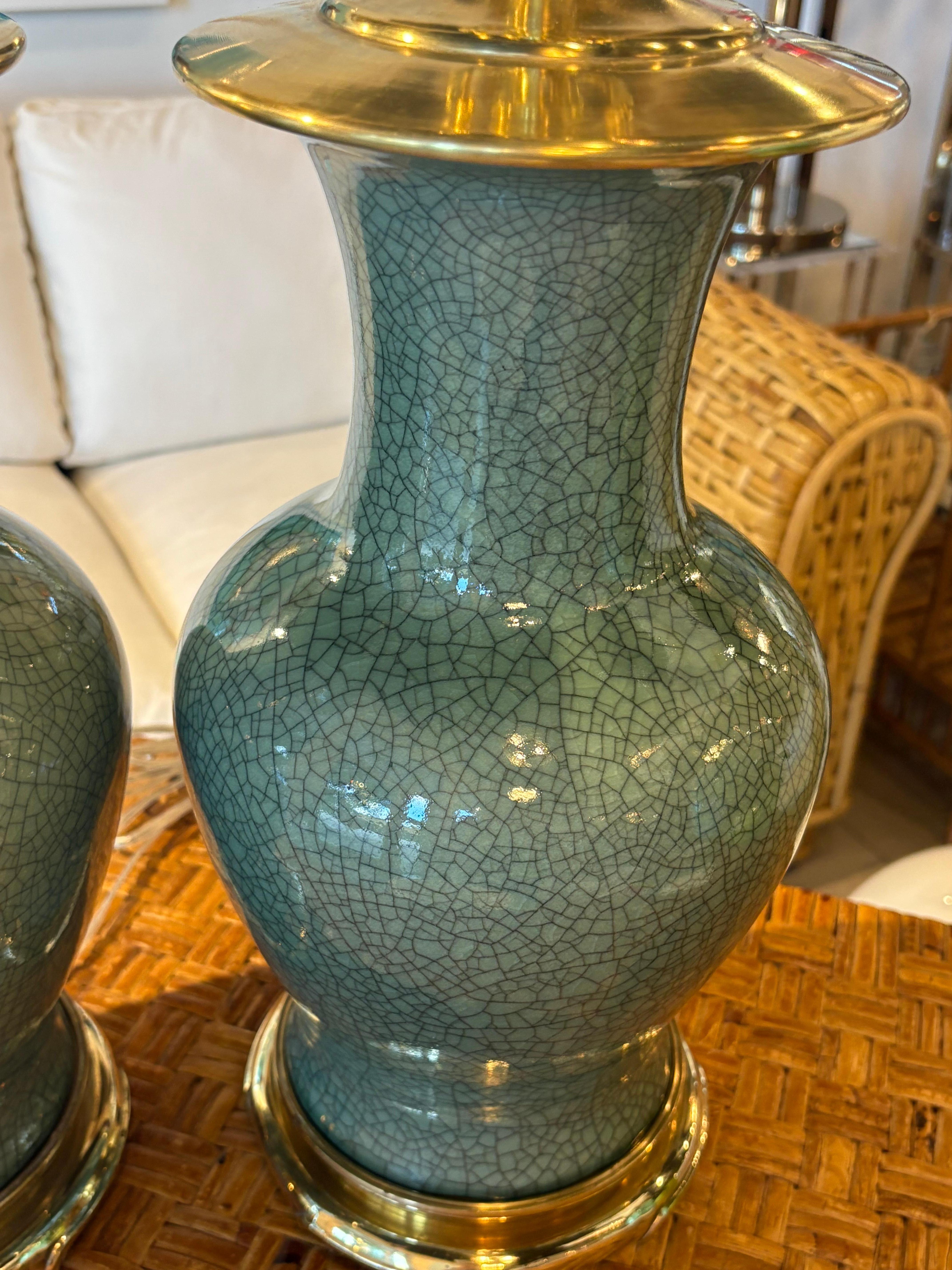 Vintage Pair Green Cracked Porcelain Table Lamps Brass Newly Wired Chinoiserie For Sale 5