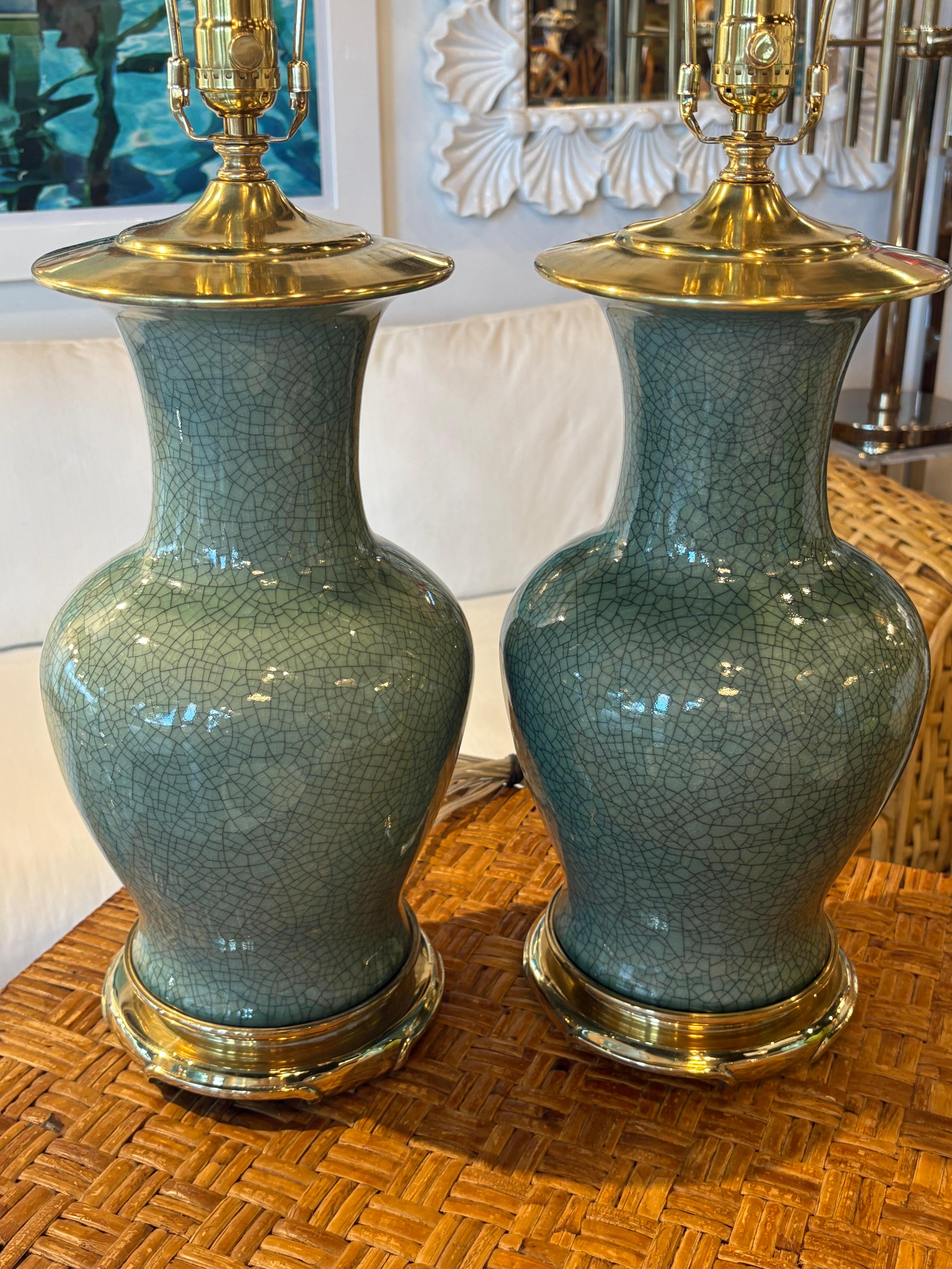 Vintage Pair Green Cracked Porcelain Table Lamps Brass Newly Wired Chinoiserie For Sale 10