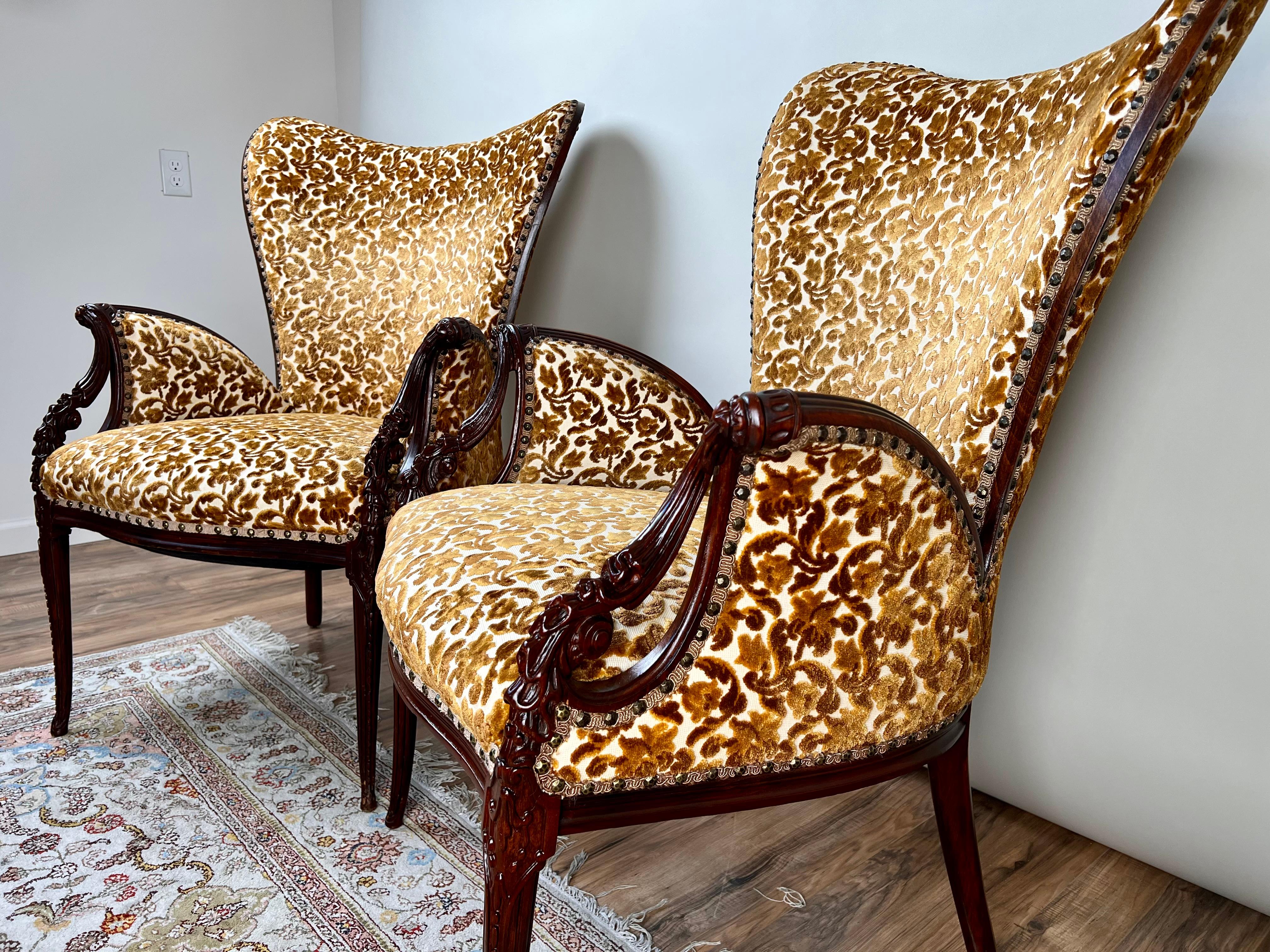 Paire de chaises de cheminée Grosfeld House Hollywood Regency, vers 1940 en vente 4
