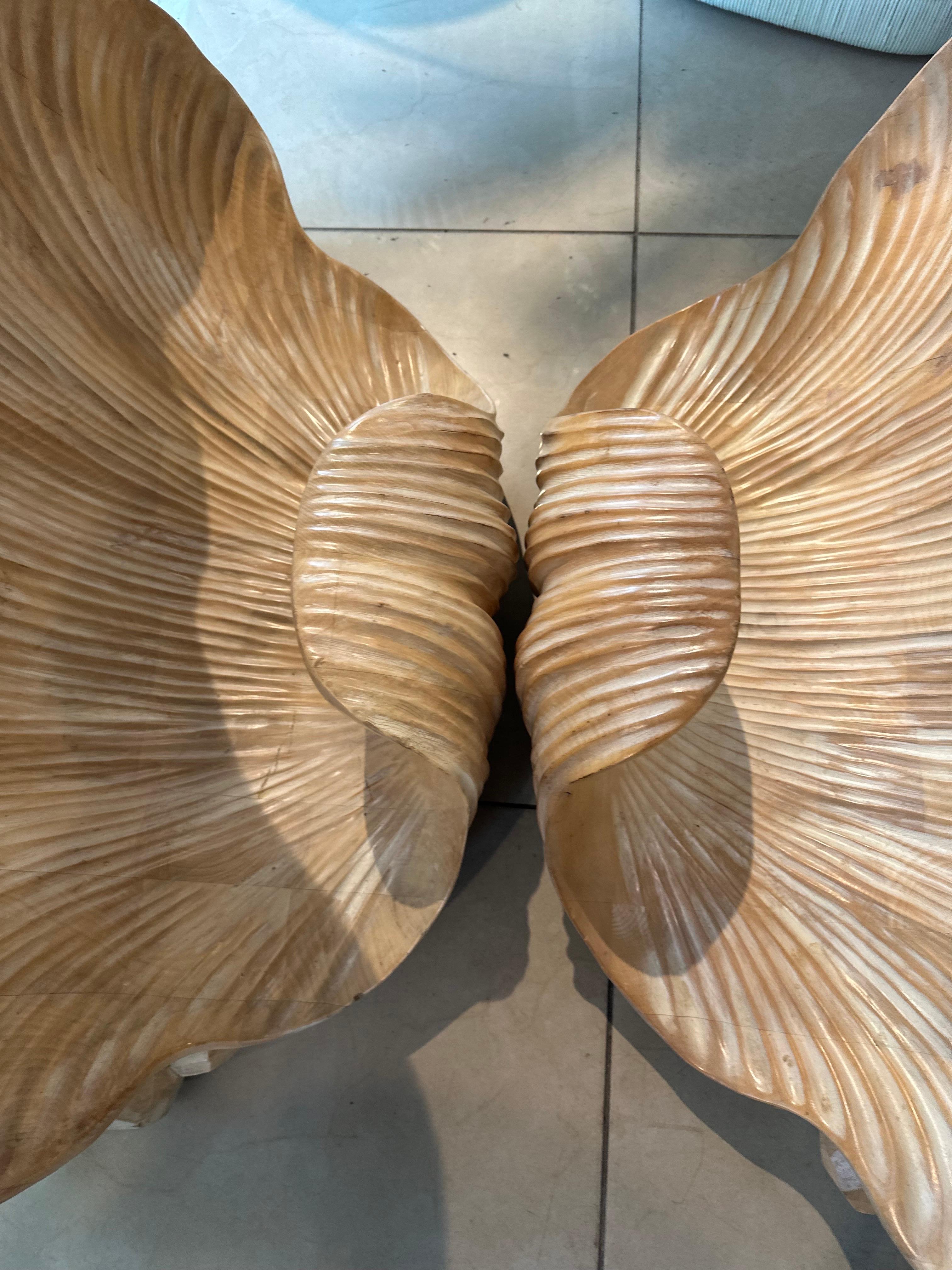 Vintage Pair Grotto Wood Carved Scalloped Clam Seashell Shell Dining Table Bases In Good Condition In West Palm Beach, FL