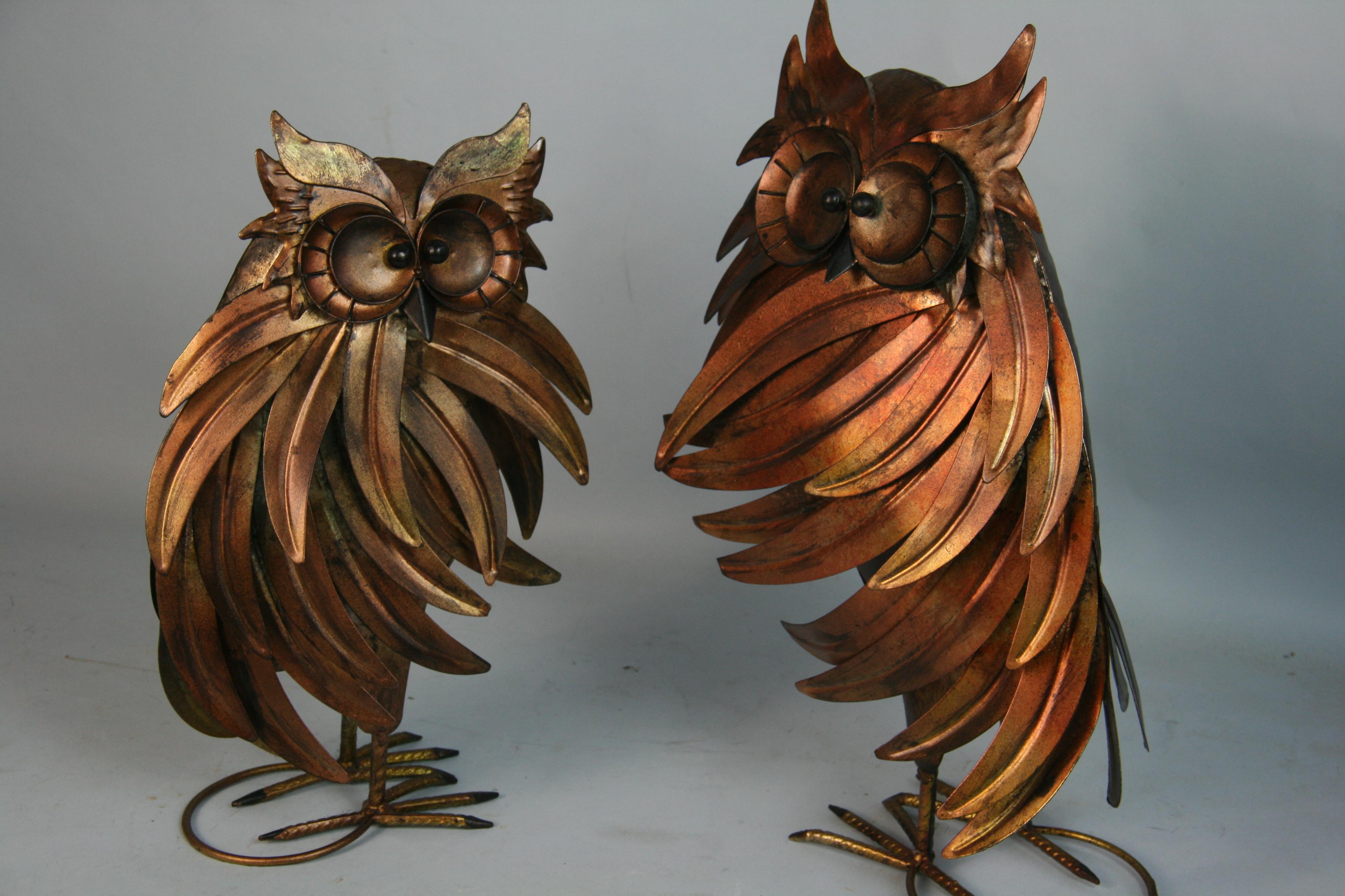 Vintage Brutalist Large Pair Hand Made and Decorated Metal Owls For Sale 7