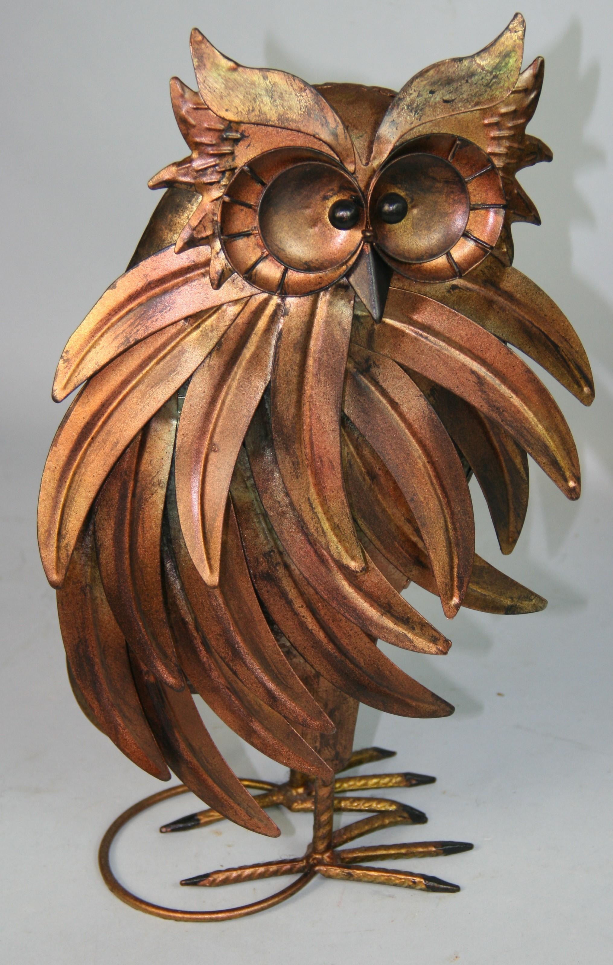 Vintage Brutalist Large Pair Hand Made and Decorated Metal Owls For Sale 4