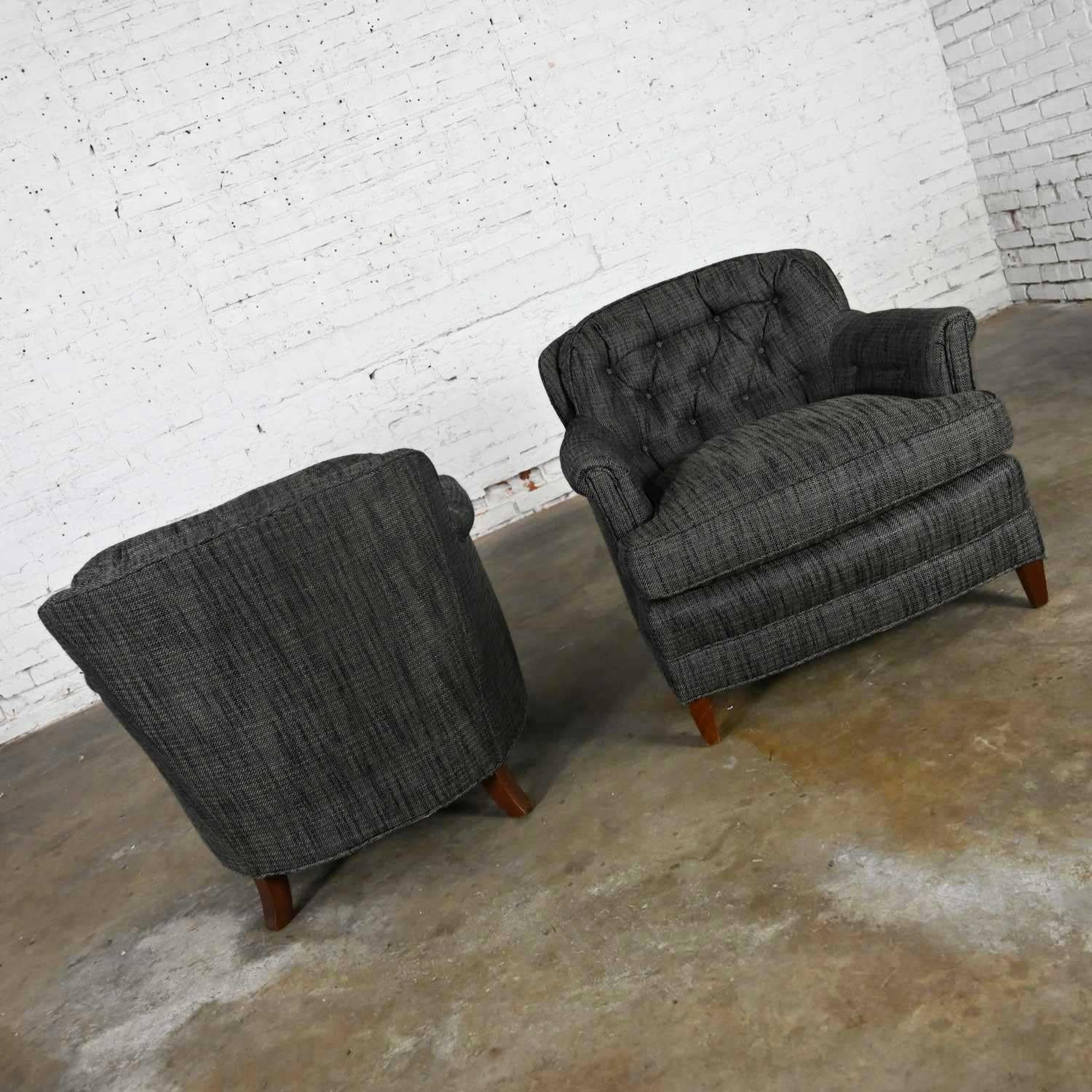 Vintage Pair Henredon Lounge Club Chairs Button Backs Fabricut Escapade Carbon In Good Condition In Topeka, KS