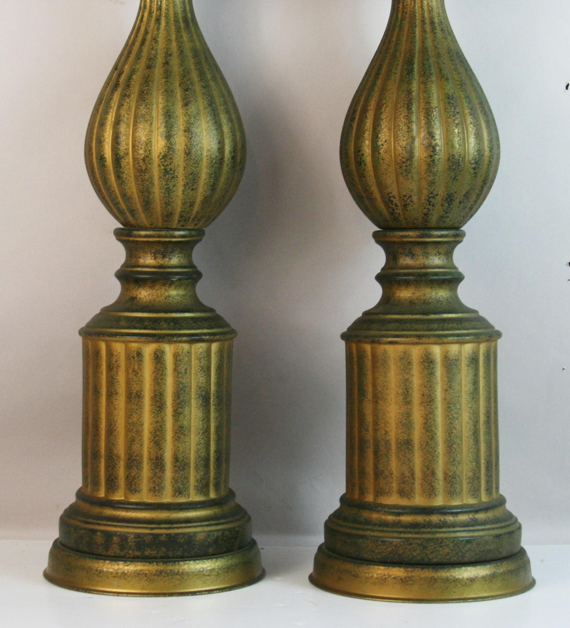 VIntage Pair  Tall Italian Green and Gold Ceramic Lamps For Sale 4