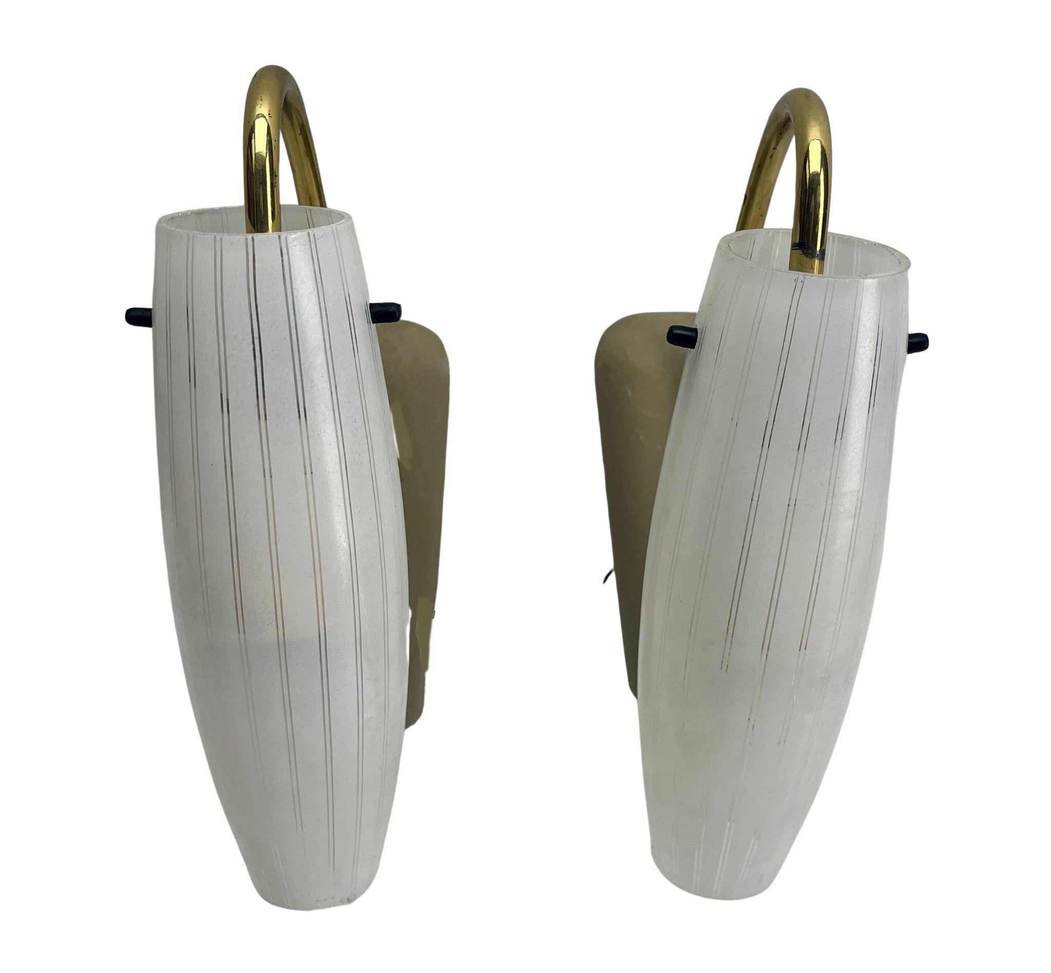 Vintage Pair of 1 Arm Wall Mount Lamps in the Style of Stilnovo, Italian, 1960s For Sale 5