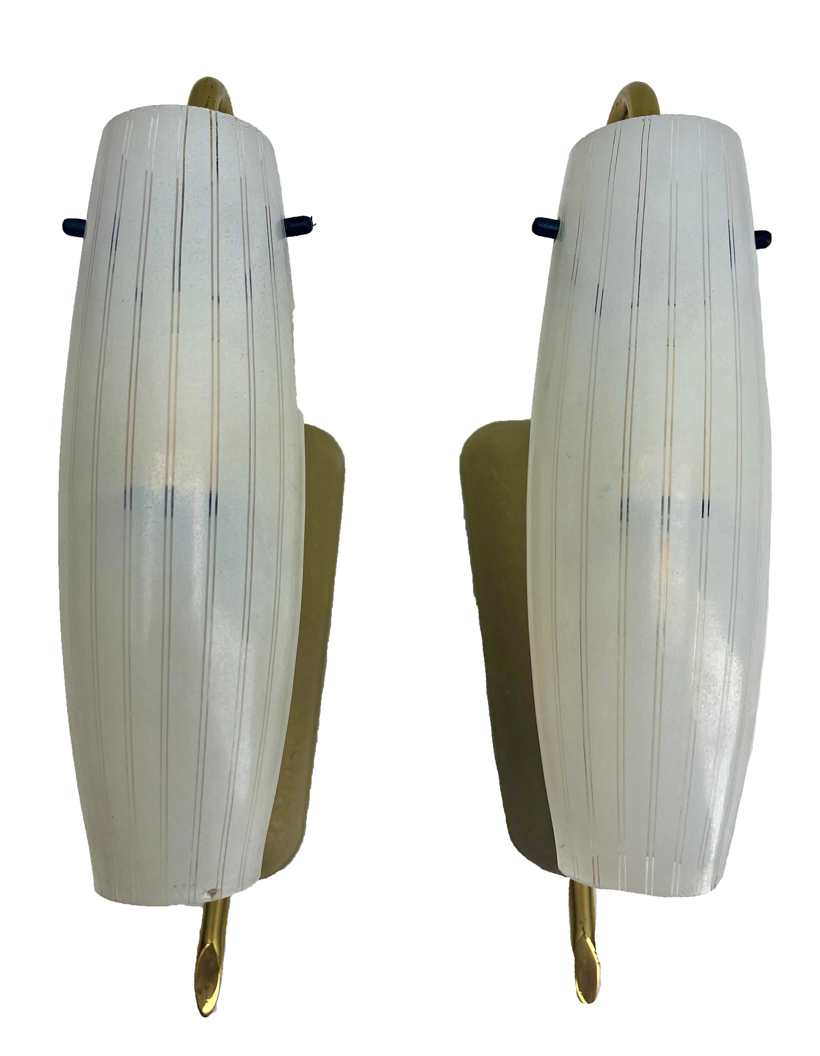 Vintage Pair of 1 Arm Wall Mount Lamps in the Style of Stilnovo, Italian, 1960s For Sale 6
