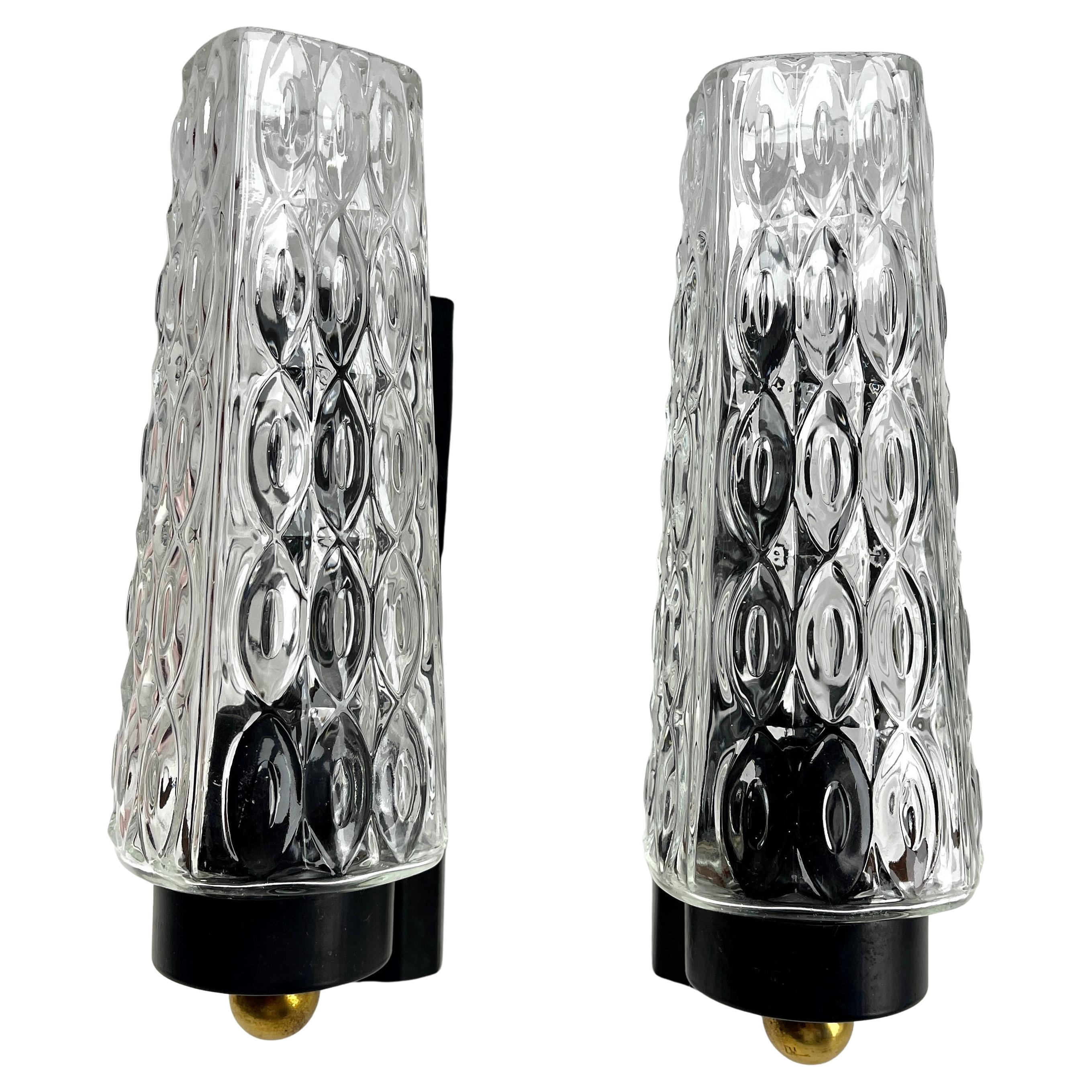 Hand-Crafted Vintage Pair of 1 Arm Wall Mount Lamps in the Style of Stilnovo, Italian, 1960s For Sale