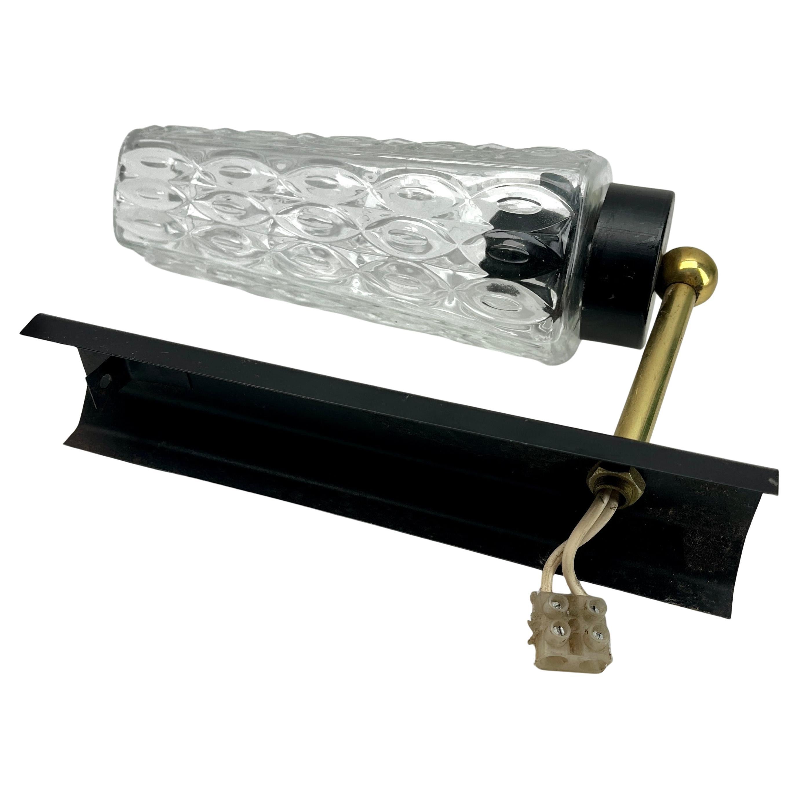 Vintage Pair of 1 Arm Wall Mount Lamps in the Style of Stilnovo, Italian, 1960s For Sale 2