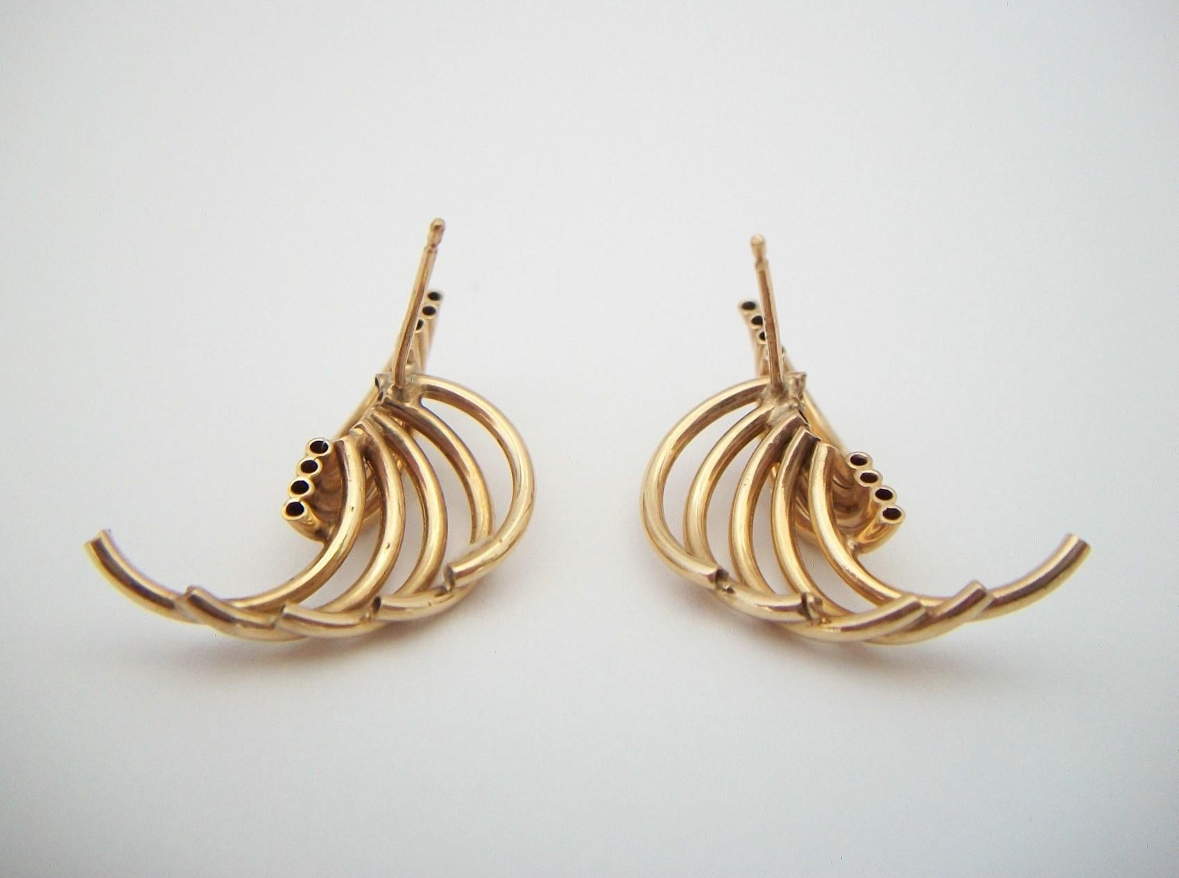 Women's Vintage Pair of 10K Yellow Gold Earrings - U.S. - Circa 1990's For Sale