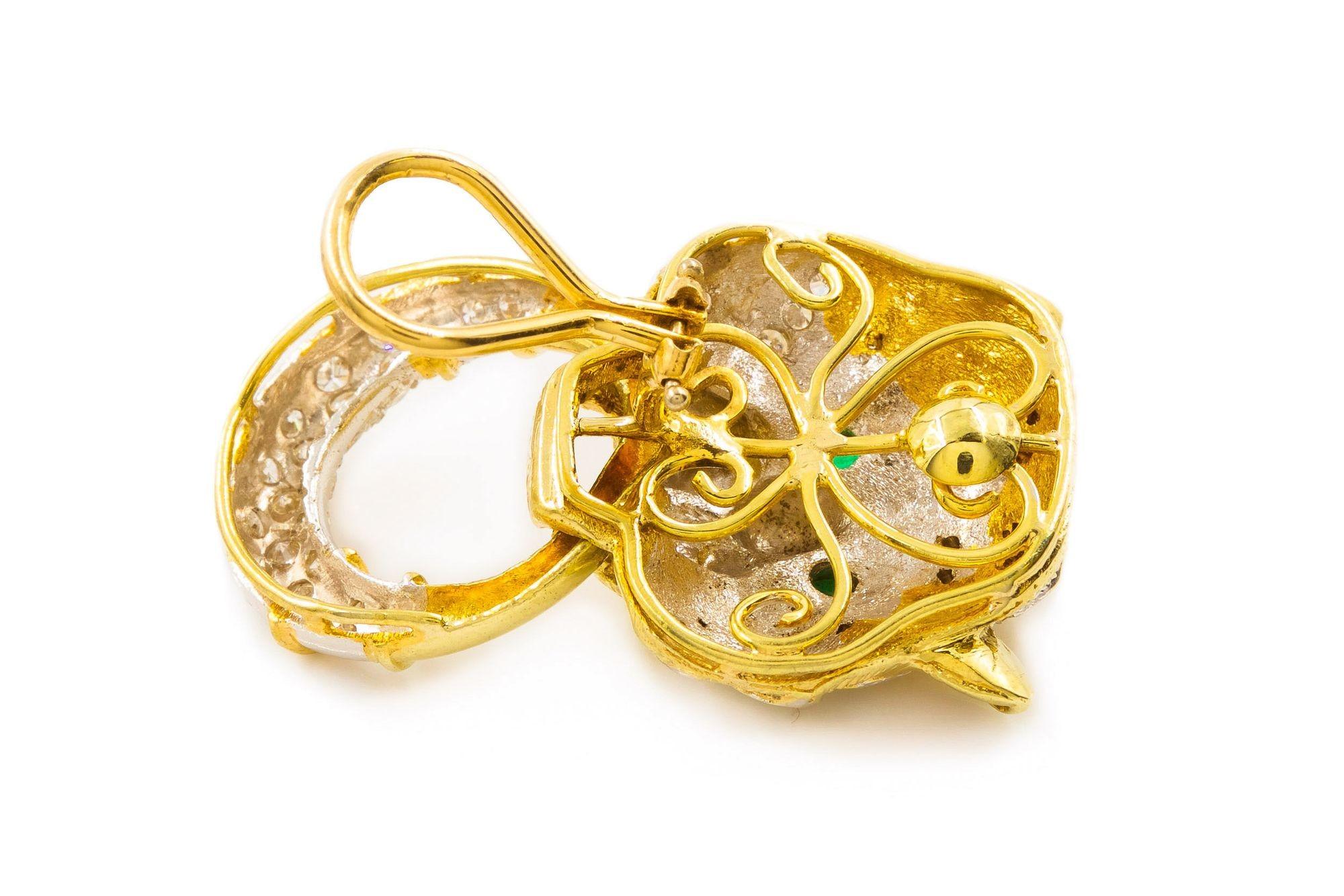 Paar Tiger-Face-Ohrringe aus 14 Karat Gold mit 87 Diamanten, Vintage im Angebot 4