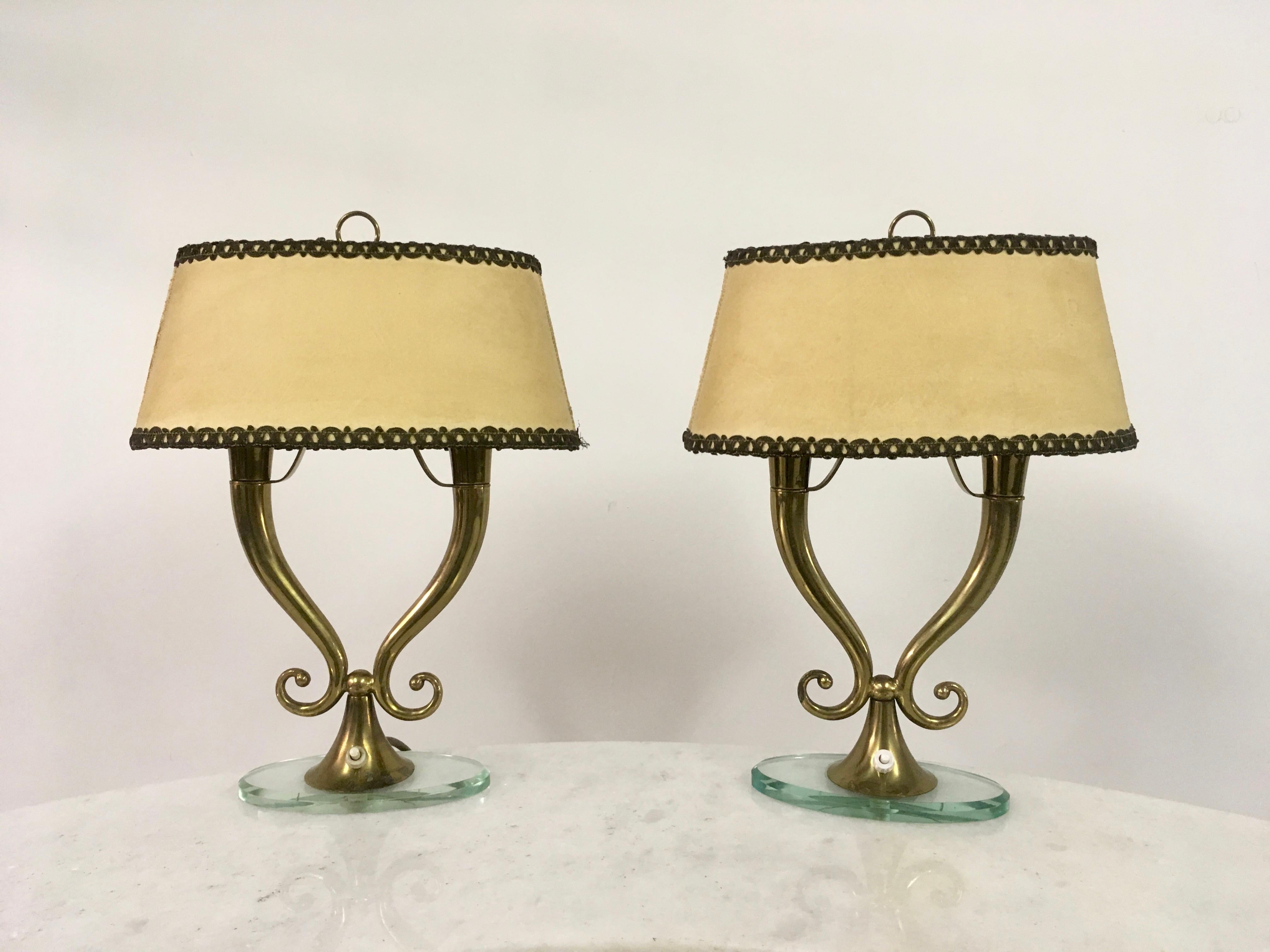 Vintage Pair of 1950s Italian Brass and Glass Table Lamps 6