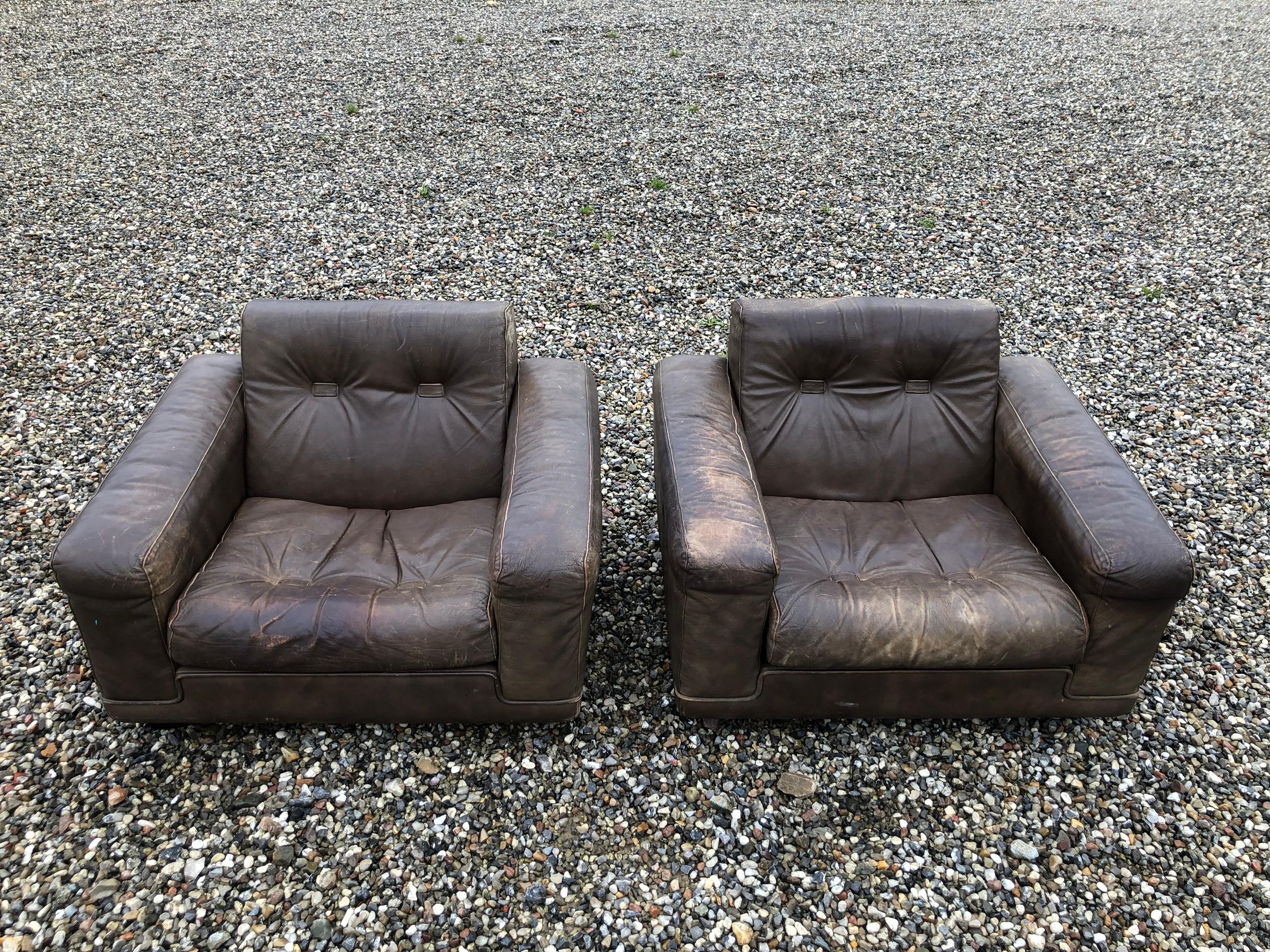Mid-Century Modern Vintage pair of armchairs in Brown leather by Søren Nissen & Ebbe Gehl For Sale