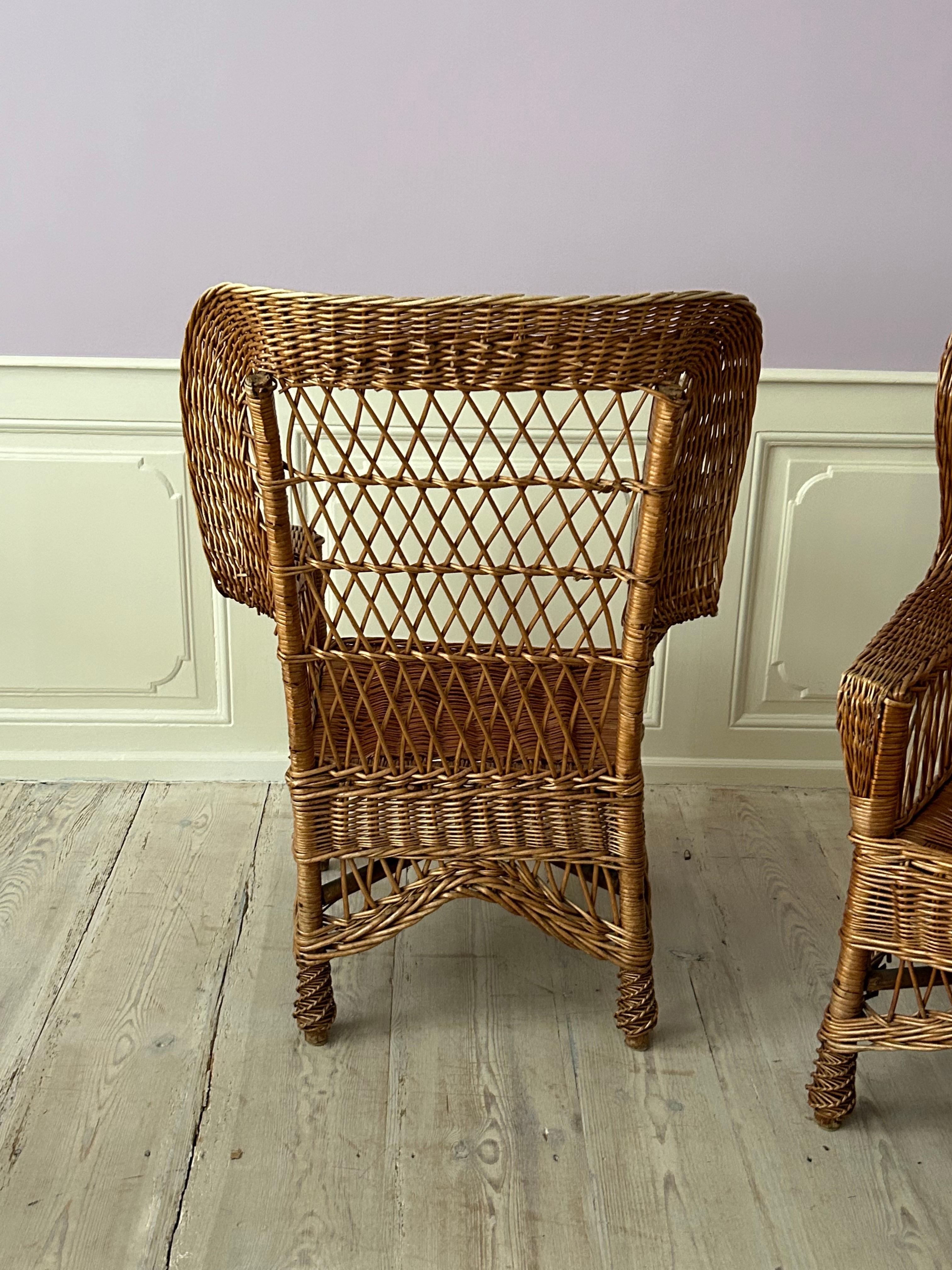 Vintage Pair of Armchairs in Rattan with Decorative Details, France, 1970s For Sale 7