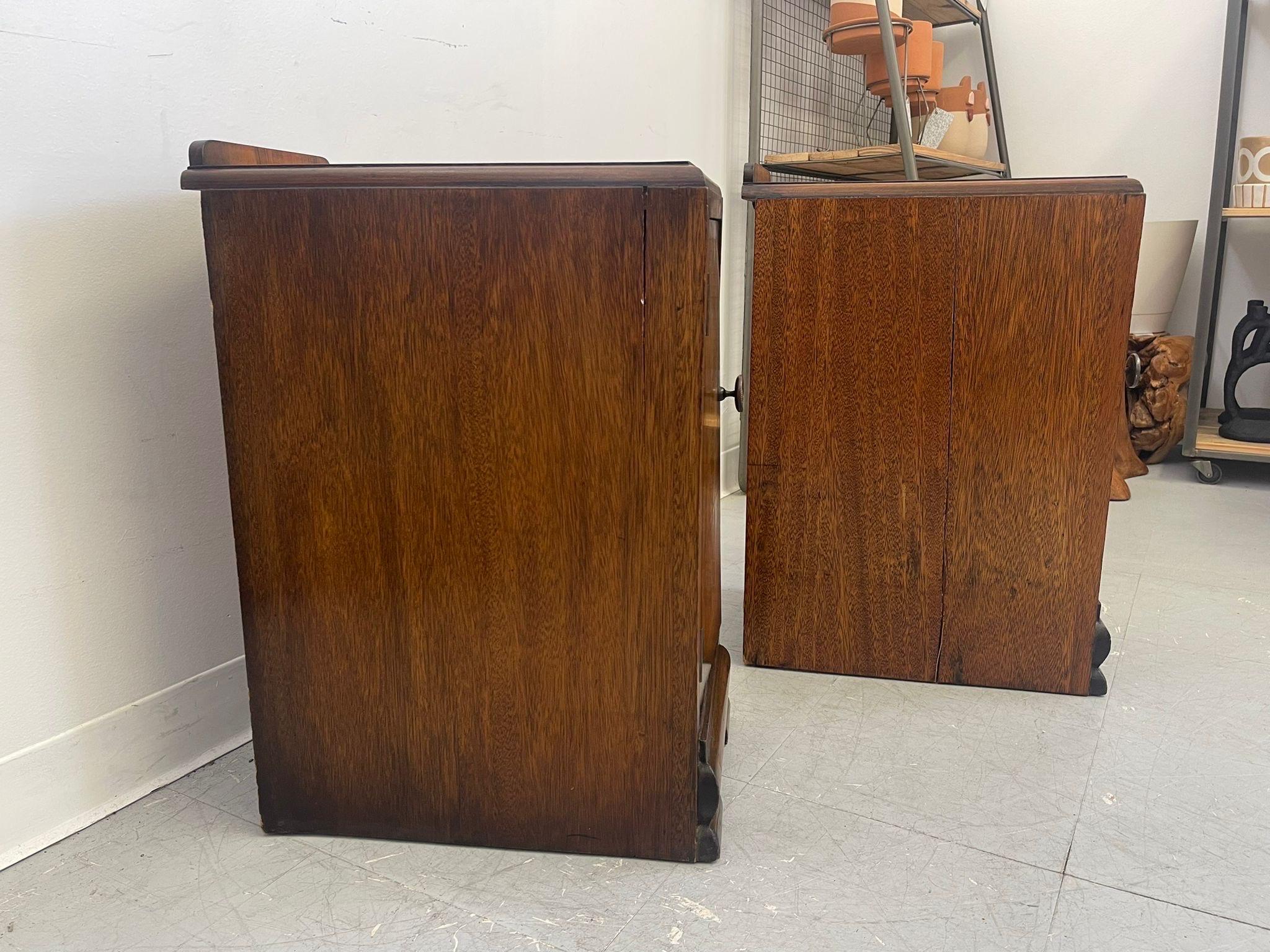 Vintage Pair of Art Deco Burl Wood Accent Tables. Uk Import. For Sale 3