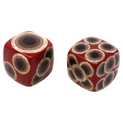 Pareja vintage de dados balineses