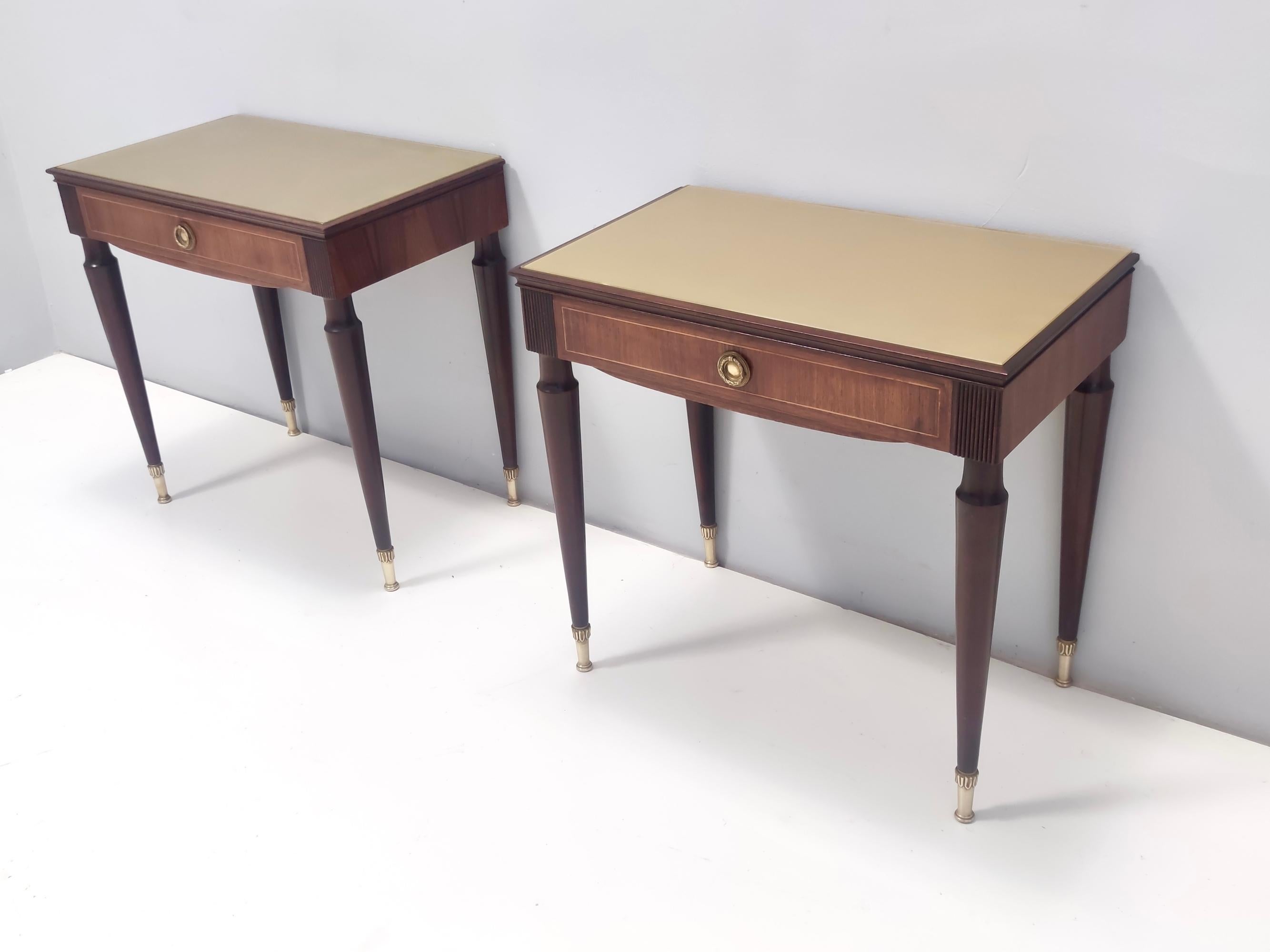 Vintage Pair of Beech and Ebonized Walnut Nightstands by Paolo Buffa, Italy In Excellent Condition In Bresso, Lombardy