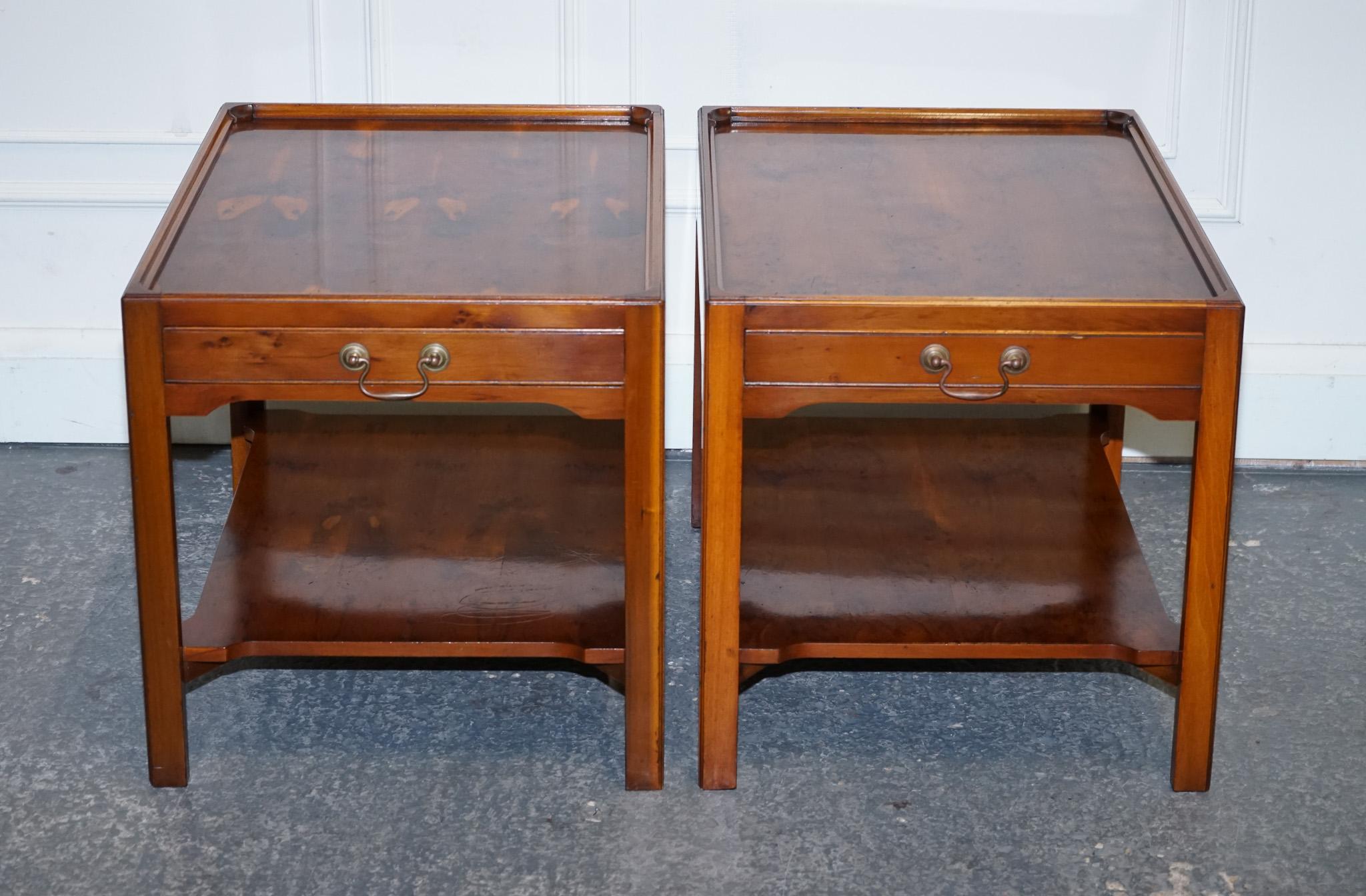 Hand-Crafted VINTAGE PAIR OF BEVAN FUNNELL YEW WOOD TWO TIERED SIDE LAMP SiDE TABLES For Sale