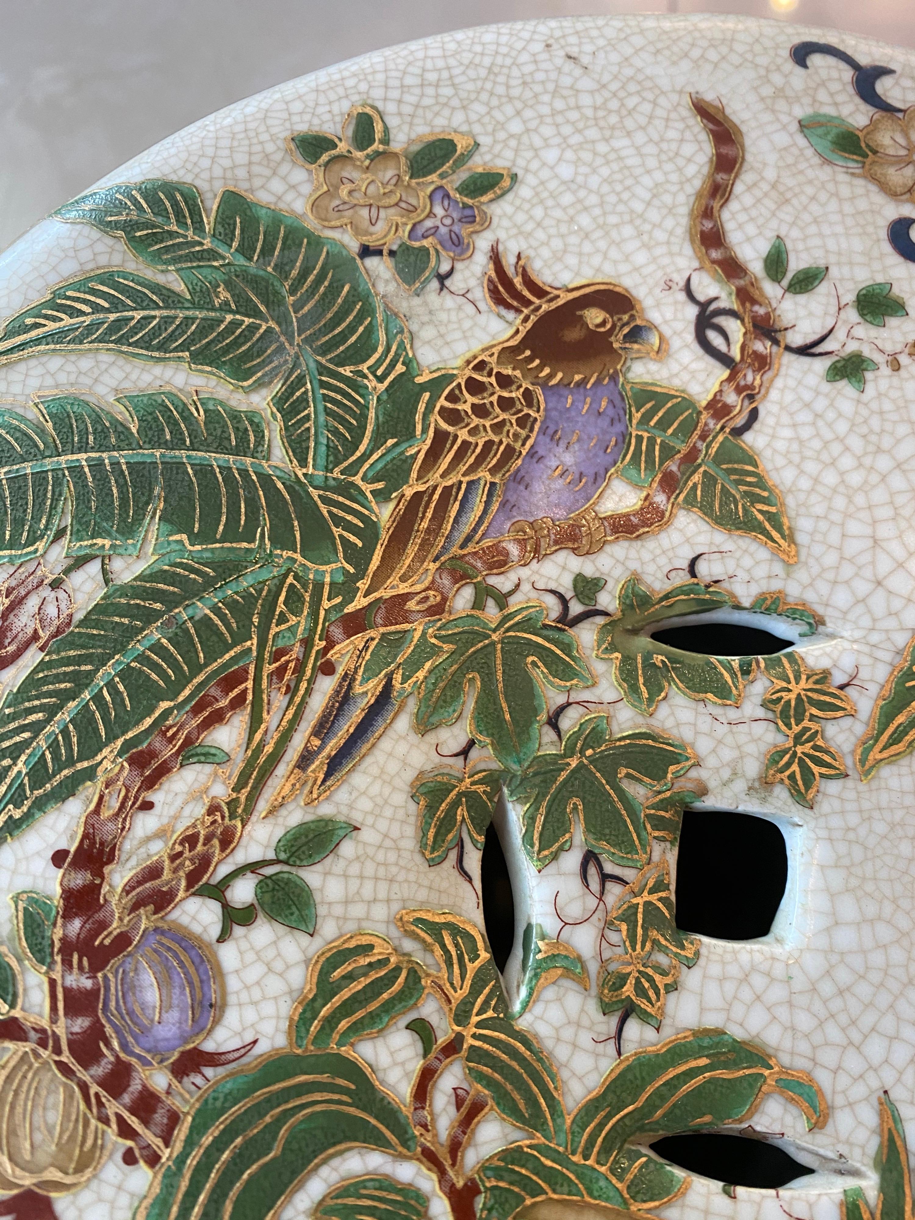 Paire de tabourets de jardin vintage à tambour en forme d'oiseau, perroquet et palmier, motif tropical en vente 9
