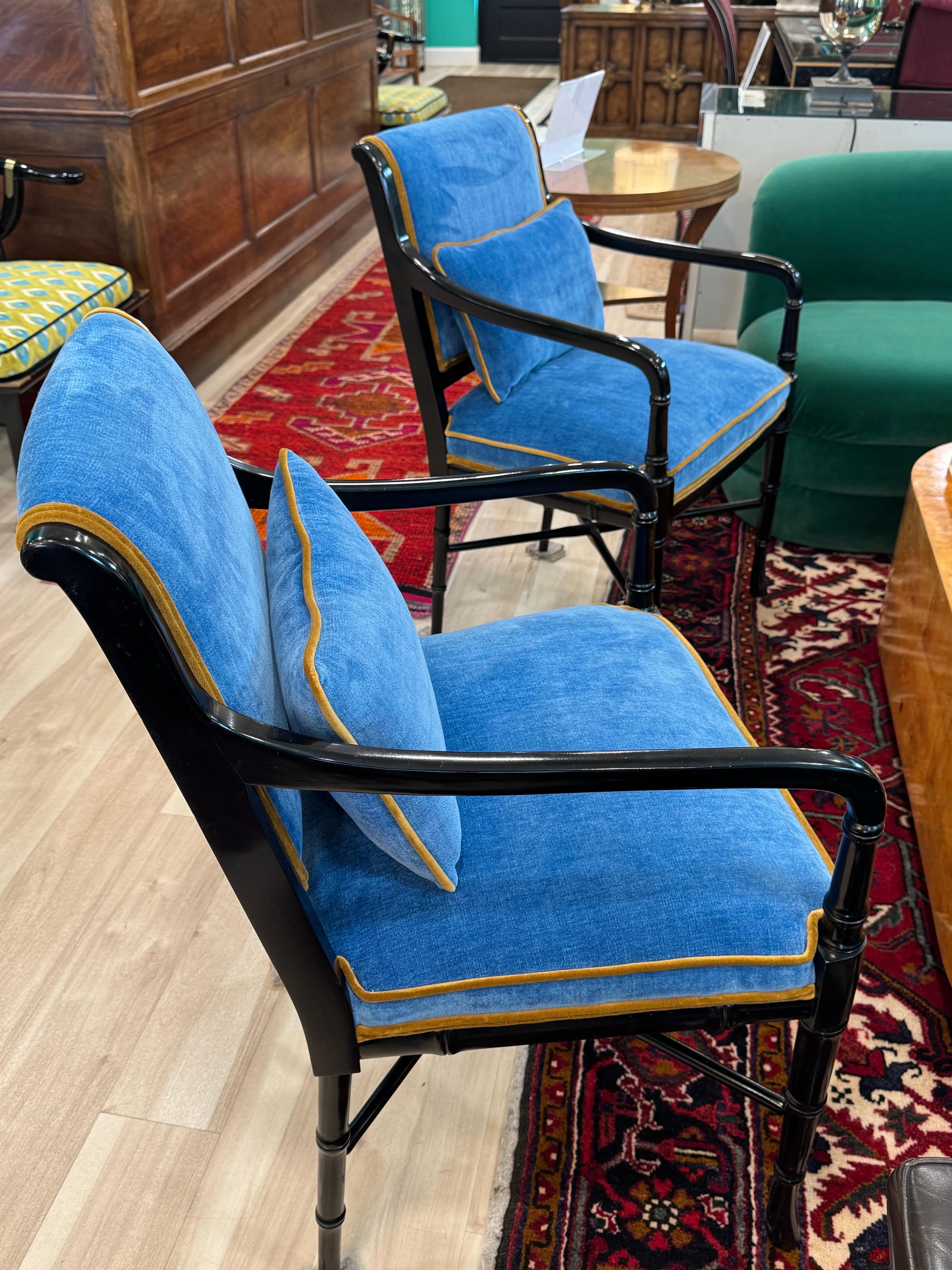 Paire de chaises d'appoint laquées noires de Cabot Wrenn 10